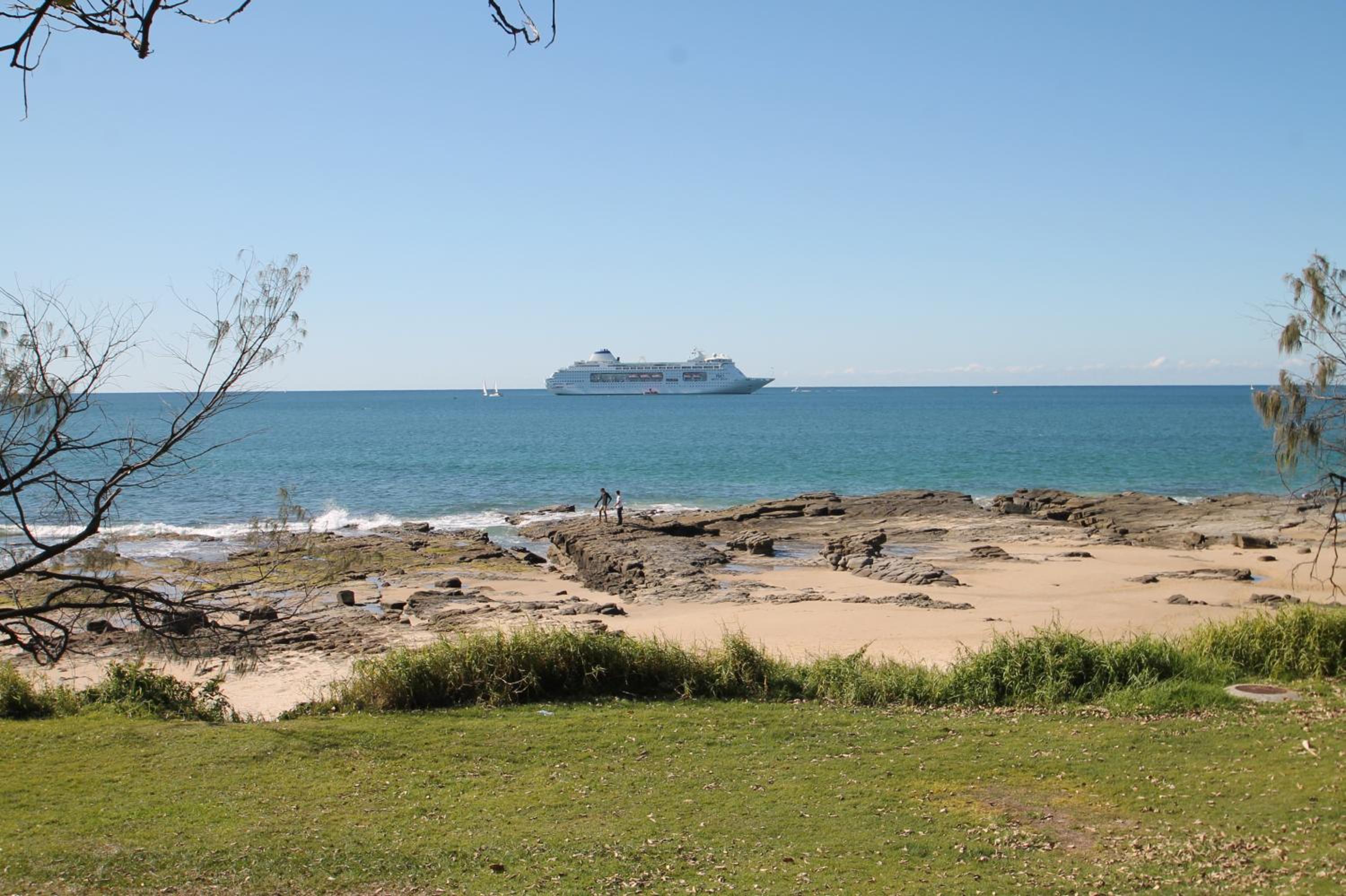 La Mer Holiday Apartments