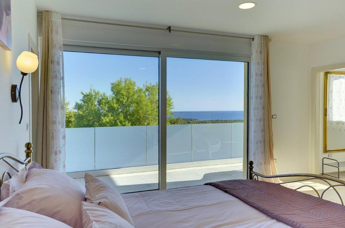 Villa White view 4