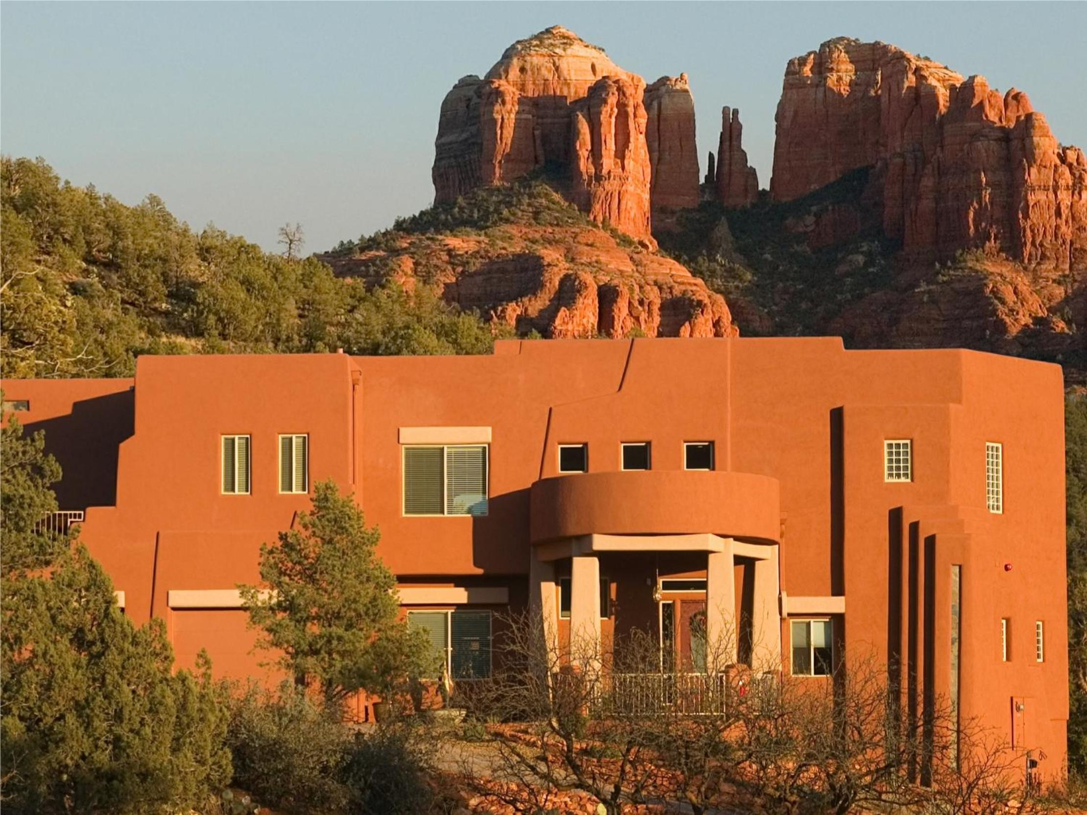 Sedona Cathedral Hideaway LLC view 4
