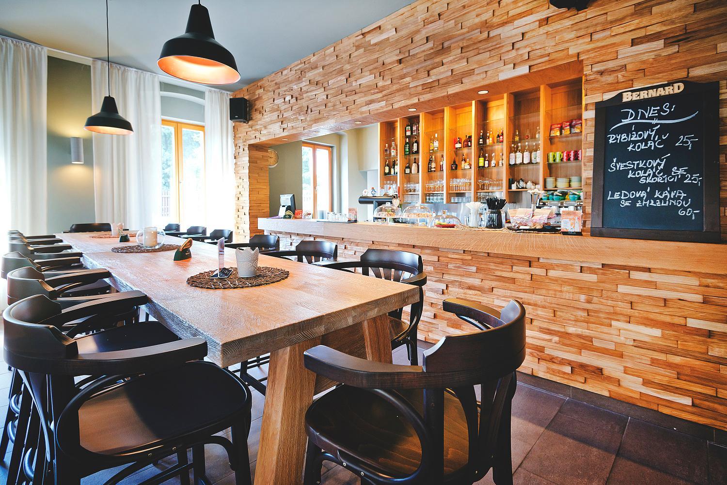 Restaurace a Pension Hřebíkárna
