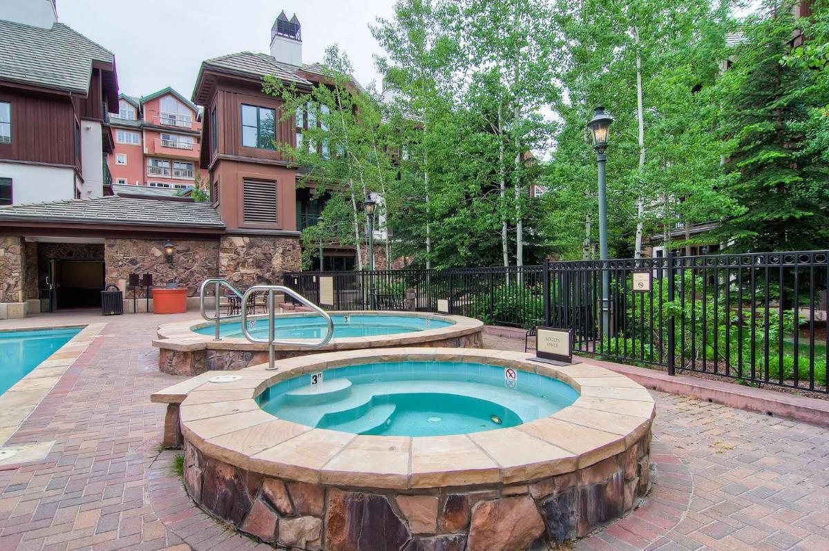 Villa Montane by East West Hospitality