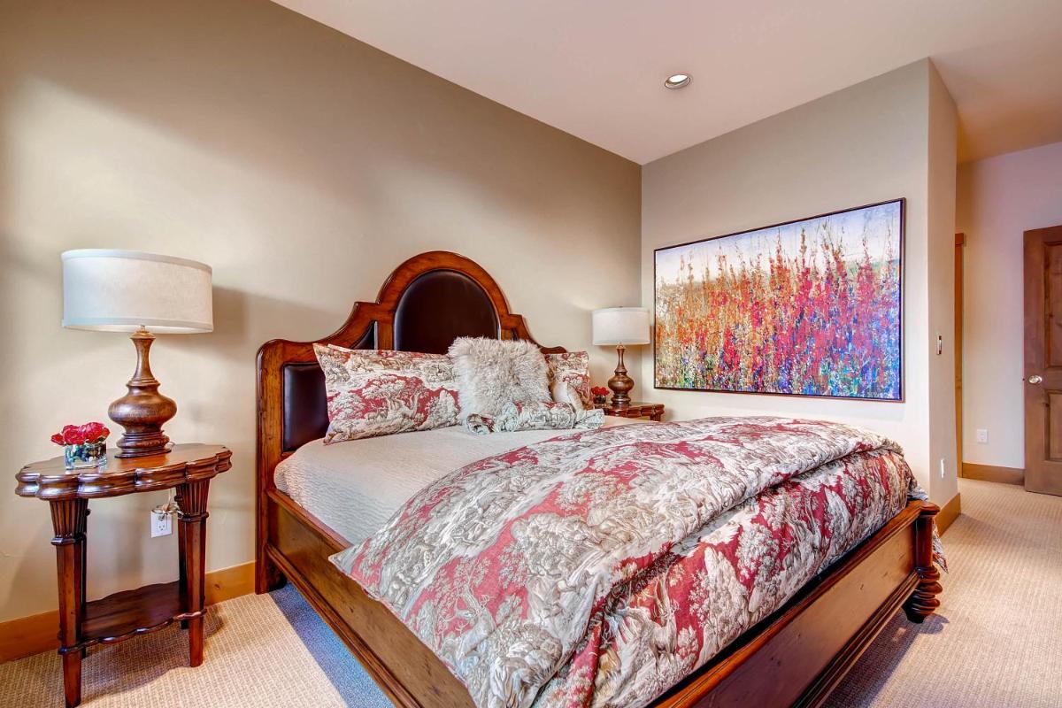 Villa Montane by East West Hospitality