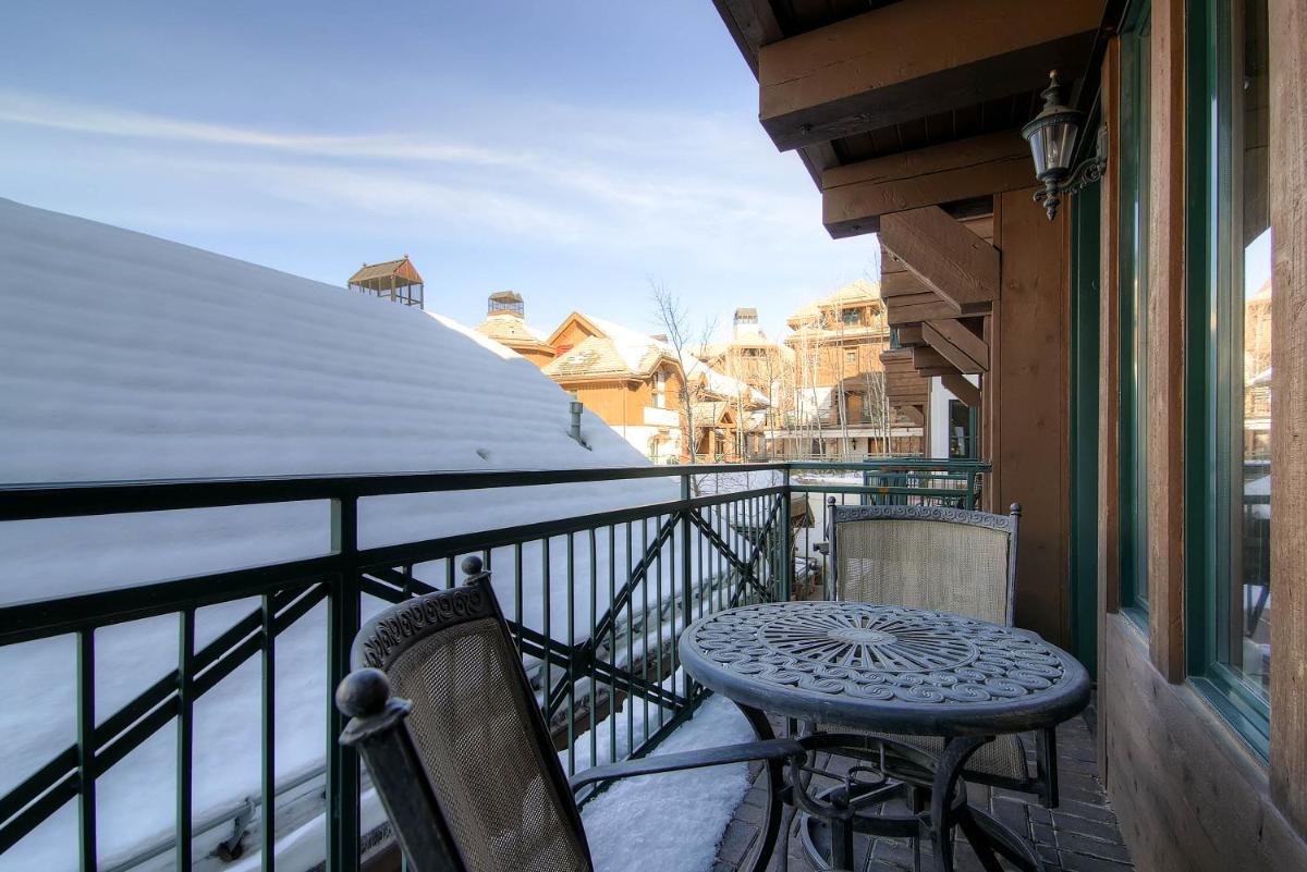 Villa Montane by East West Hospitality