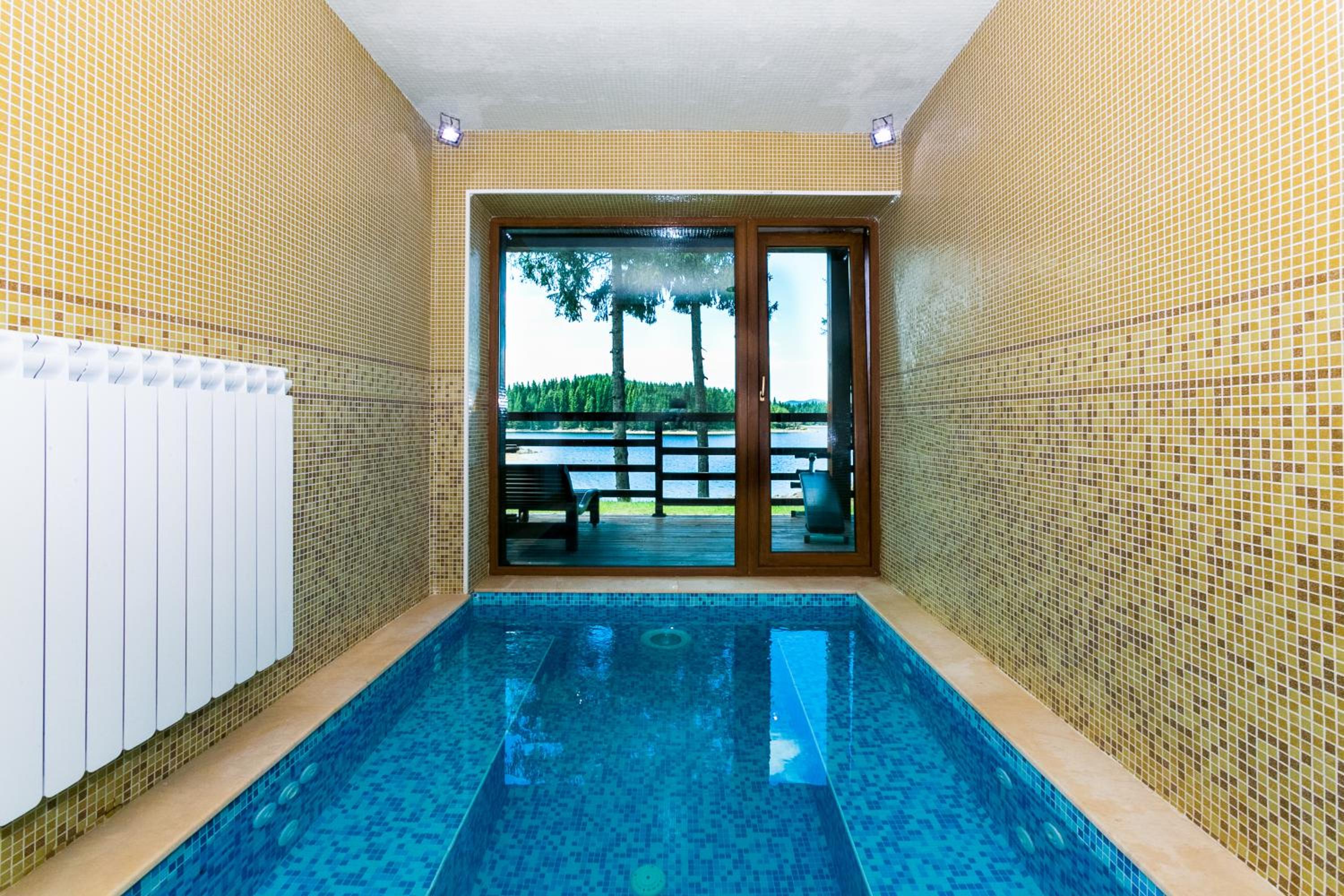 Romantica Forest Guest House