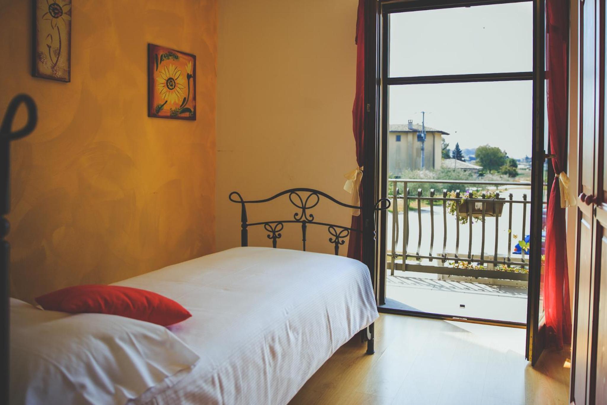 Photo 48