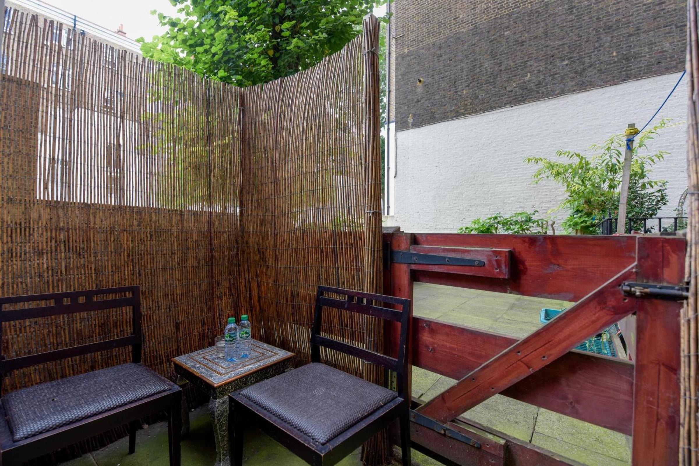 outdoor bbq area