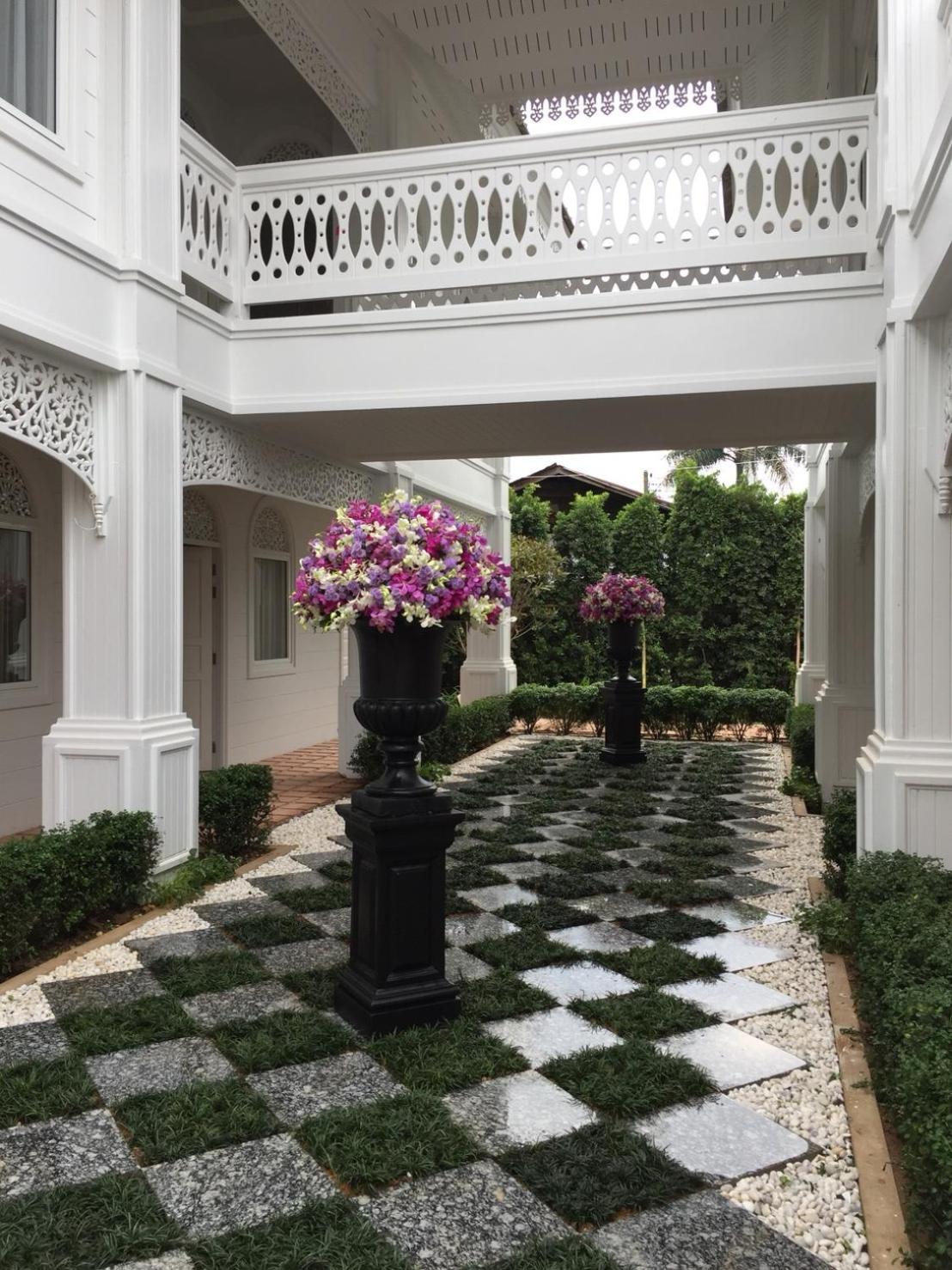 NirvaNAN House