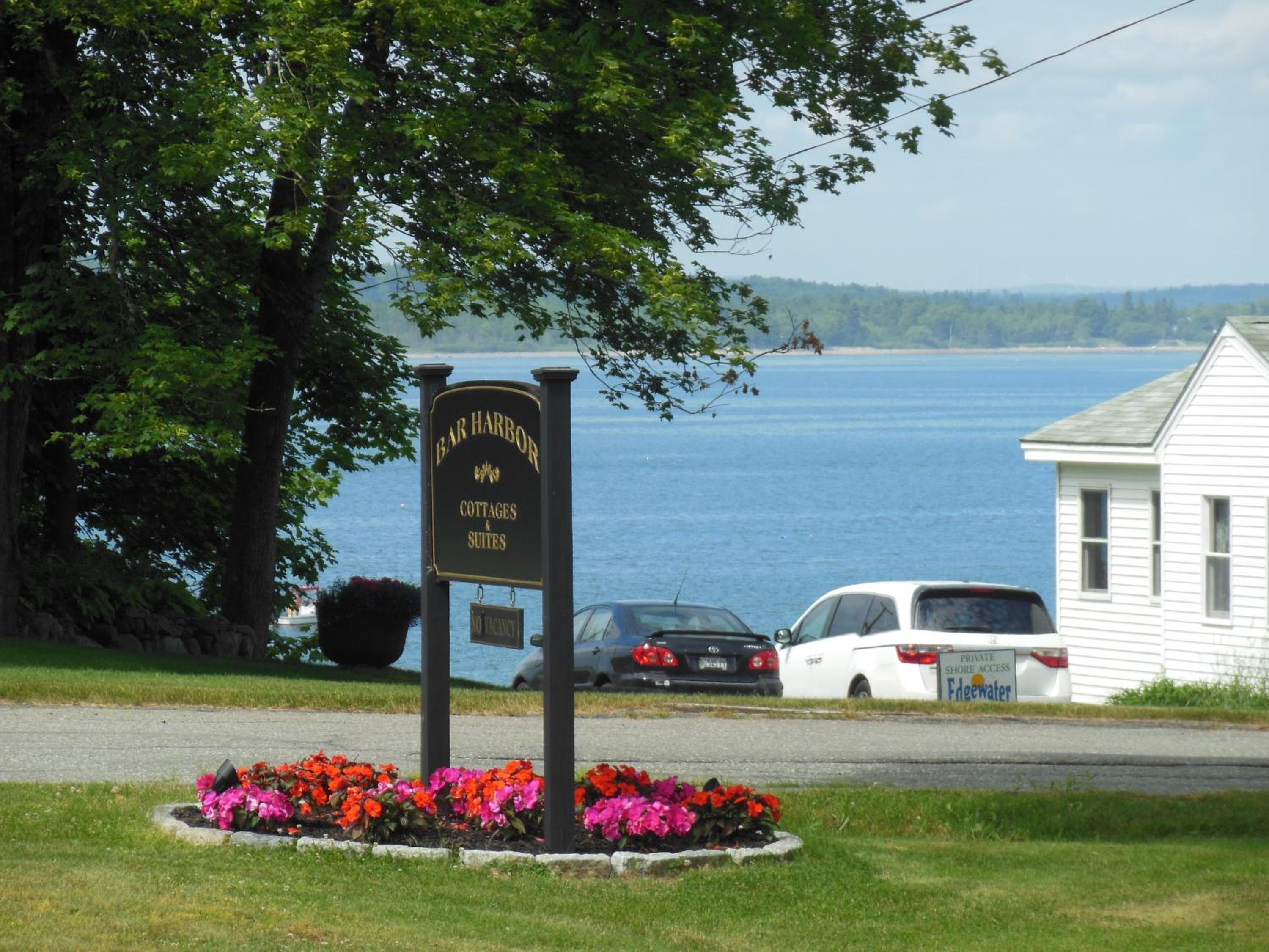 Bar Harbor Cottages & Suites view 4