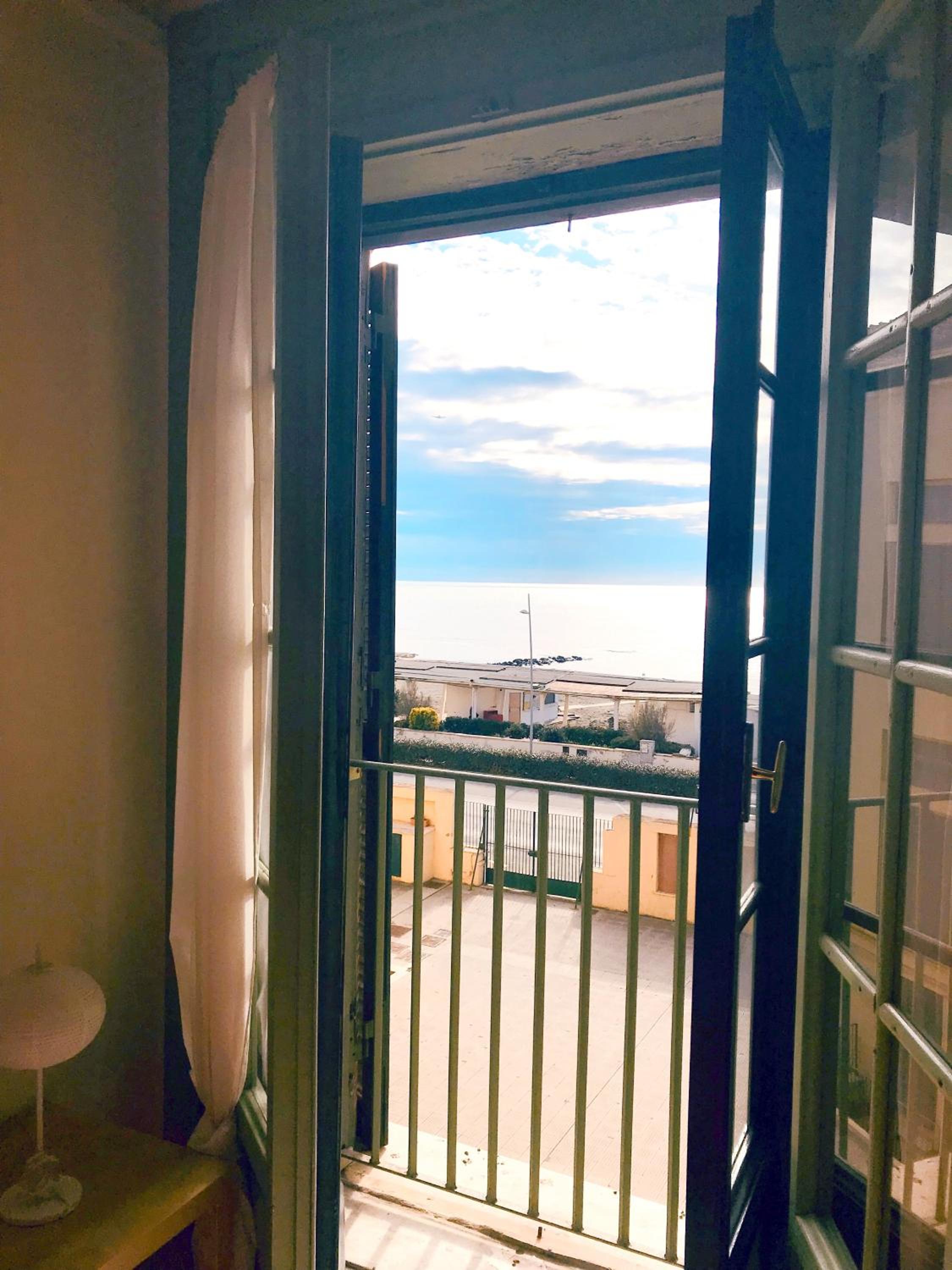 Litus Roma Hostel