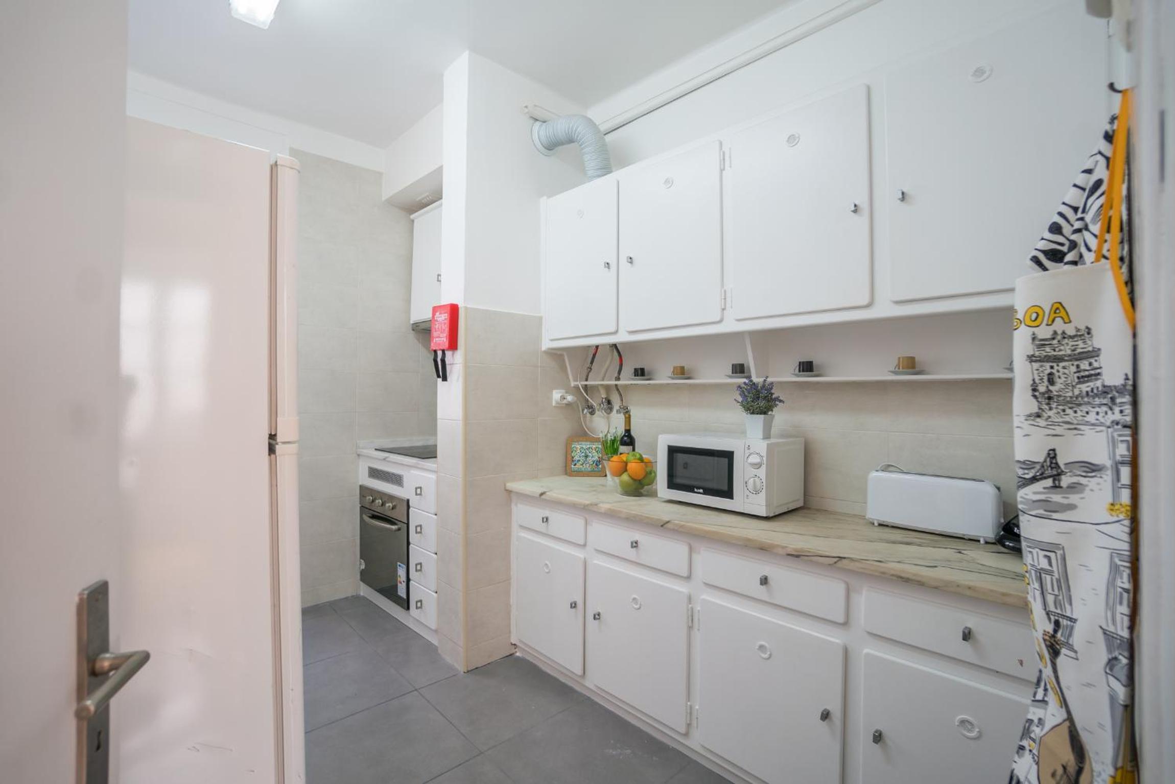 Mouraria 2 Bedroom Apartment view 3