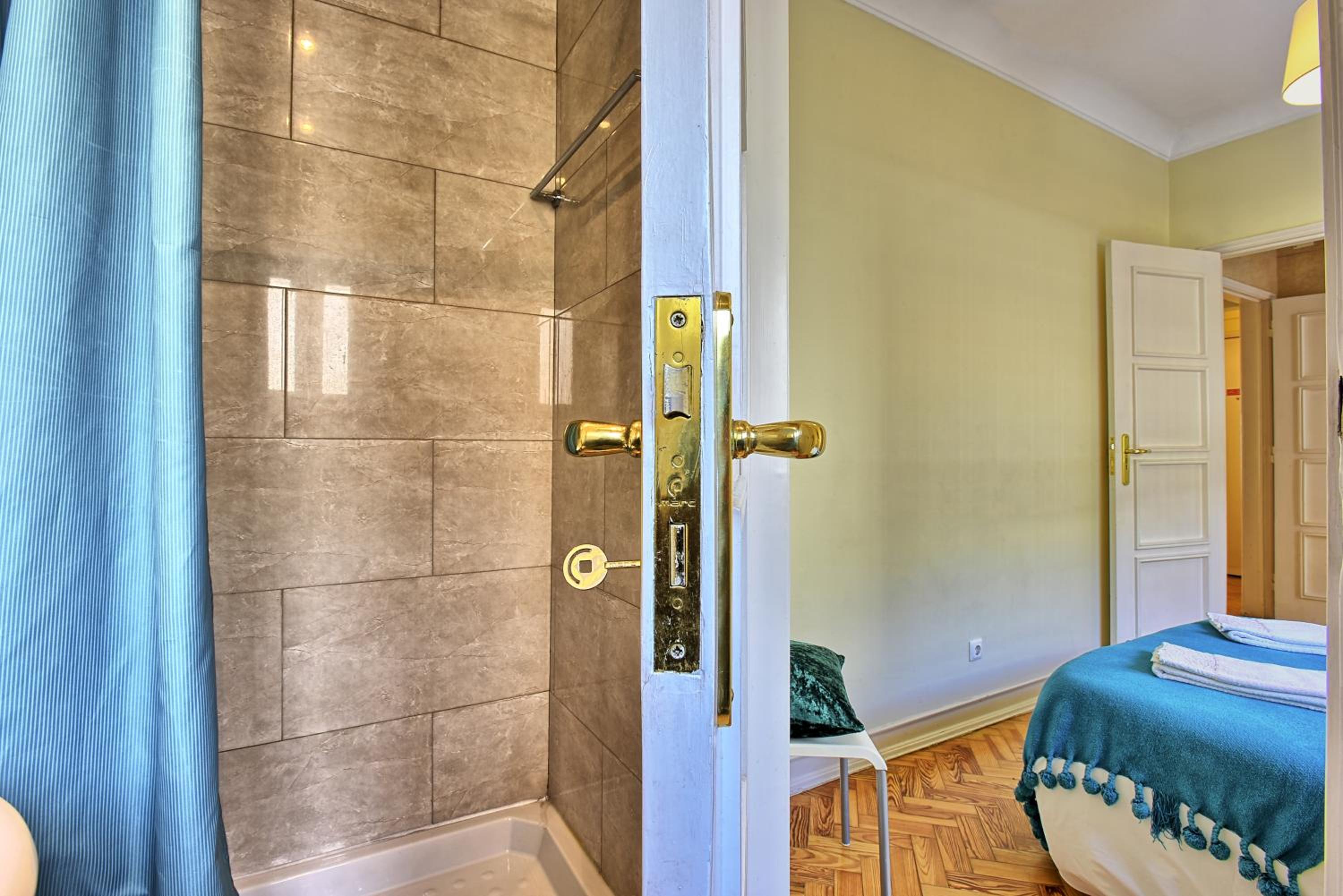 Almirante 2 Four Bedrooms view 2