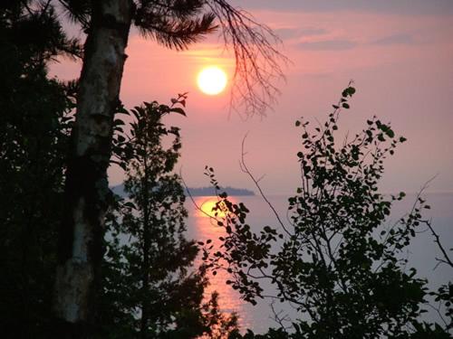 Cove Point Lodge