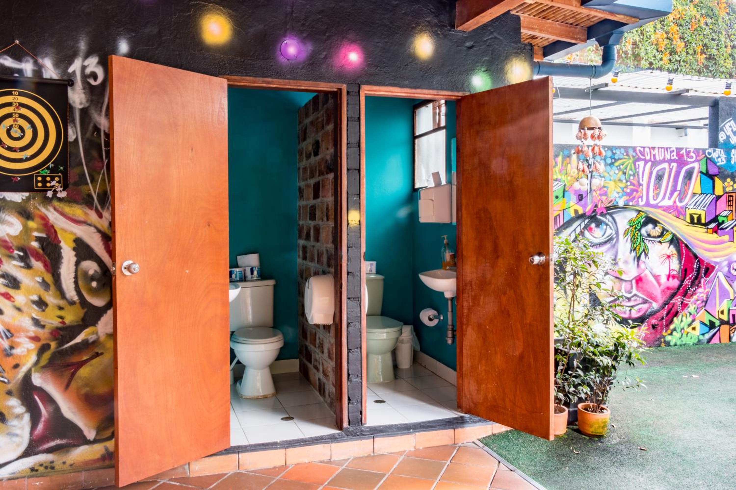 Yolo Hostel Medellin