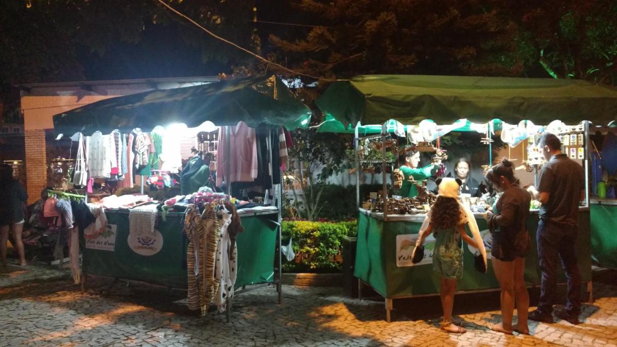 LINDO CHALÉ NO CENTRO DE GUARAMIRANGA