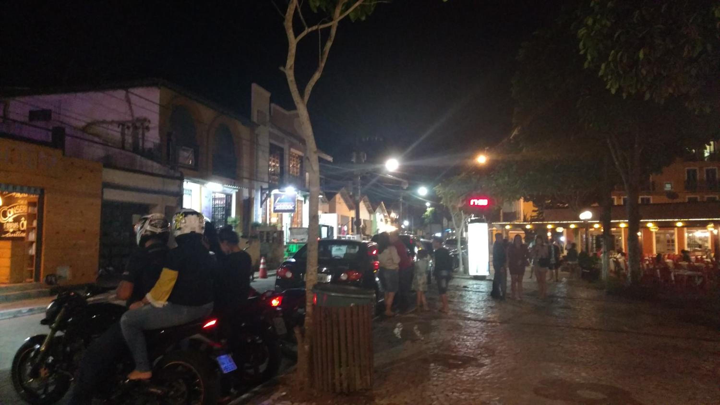LINDO CHALÉ NO CENTRO DE GUARAMIRANGA