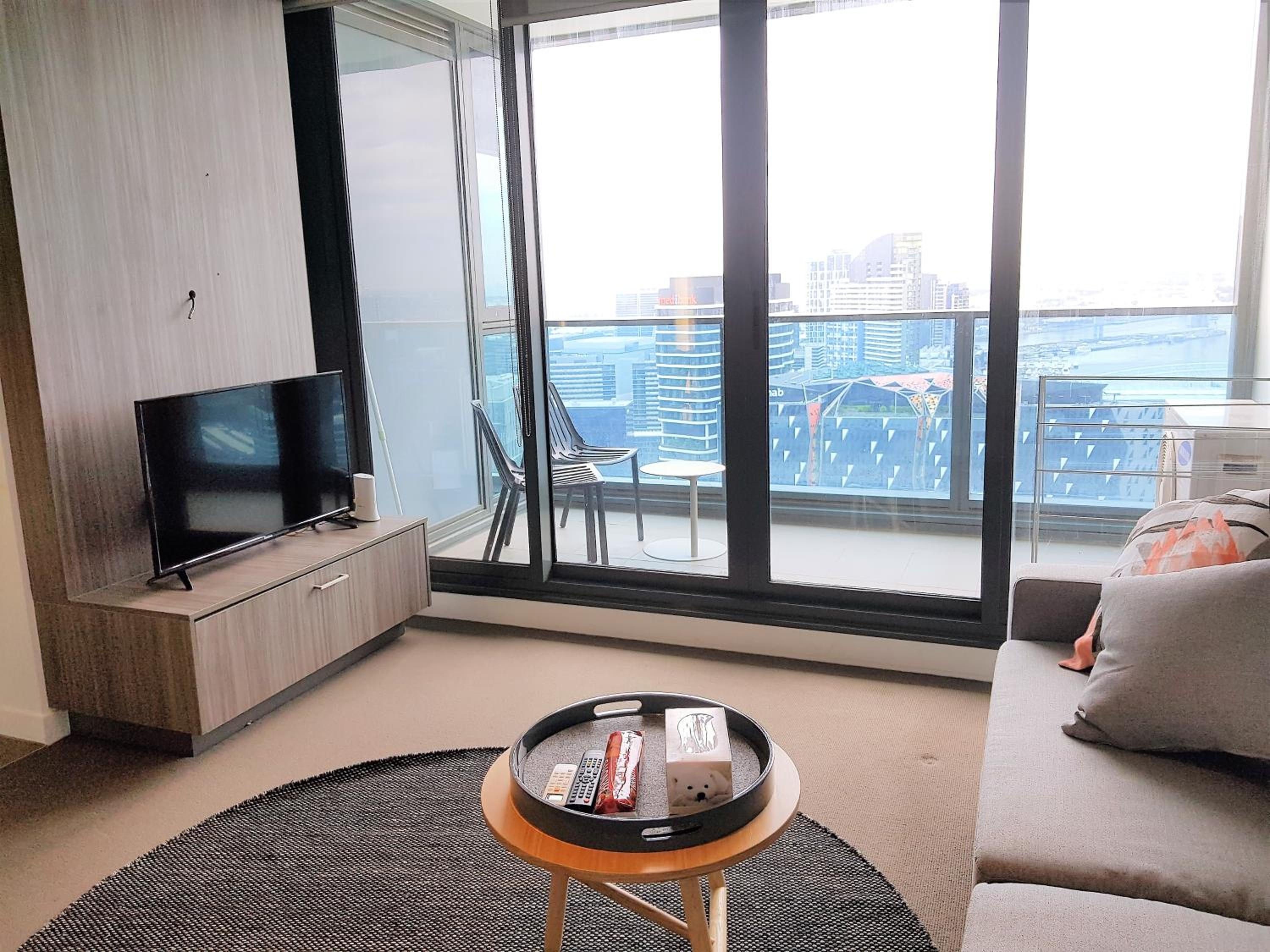 ReadySet Apartments at Madison