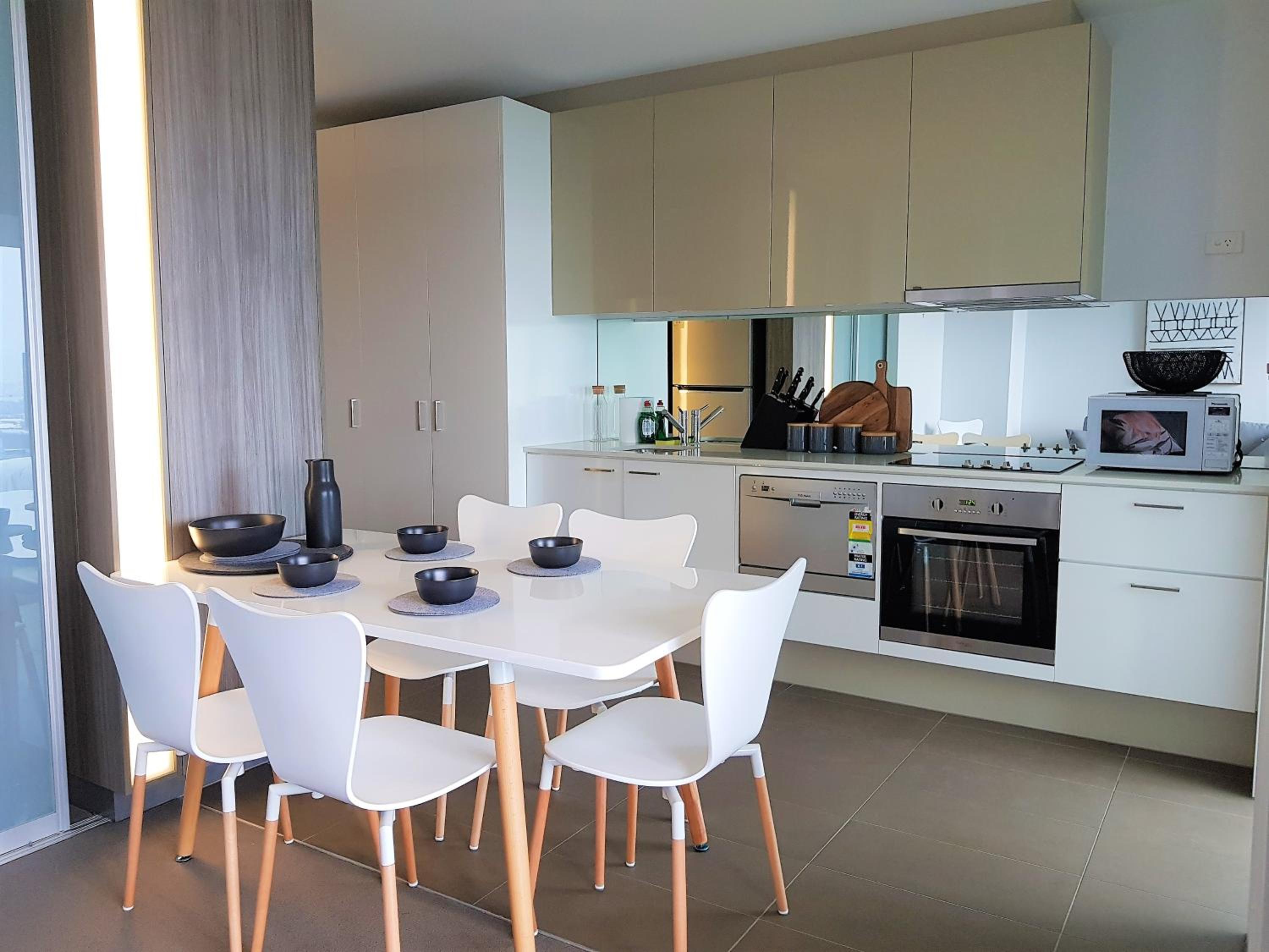 ReadySet Apartments at Madison