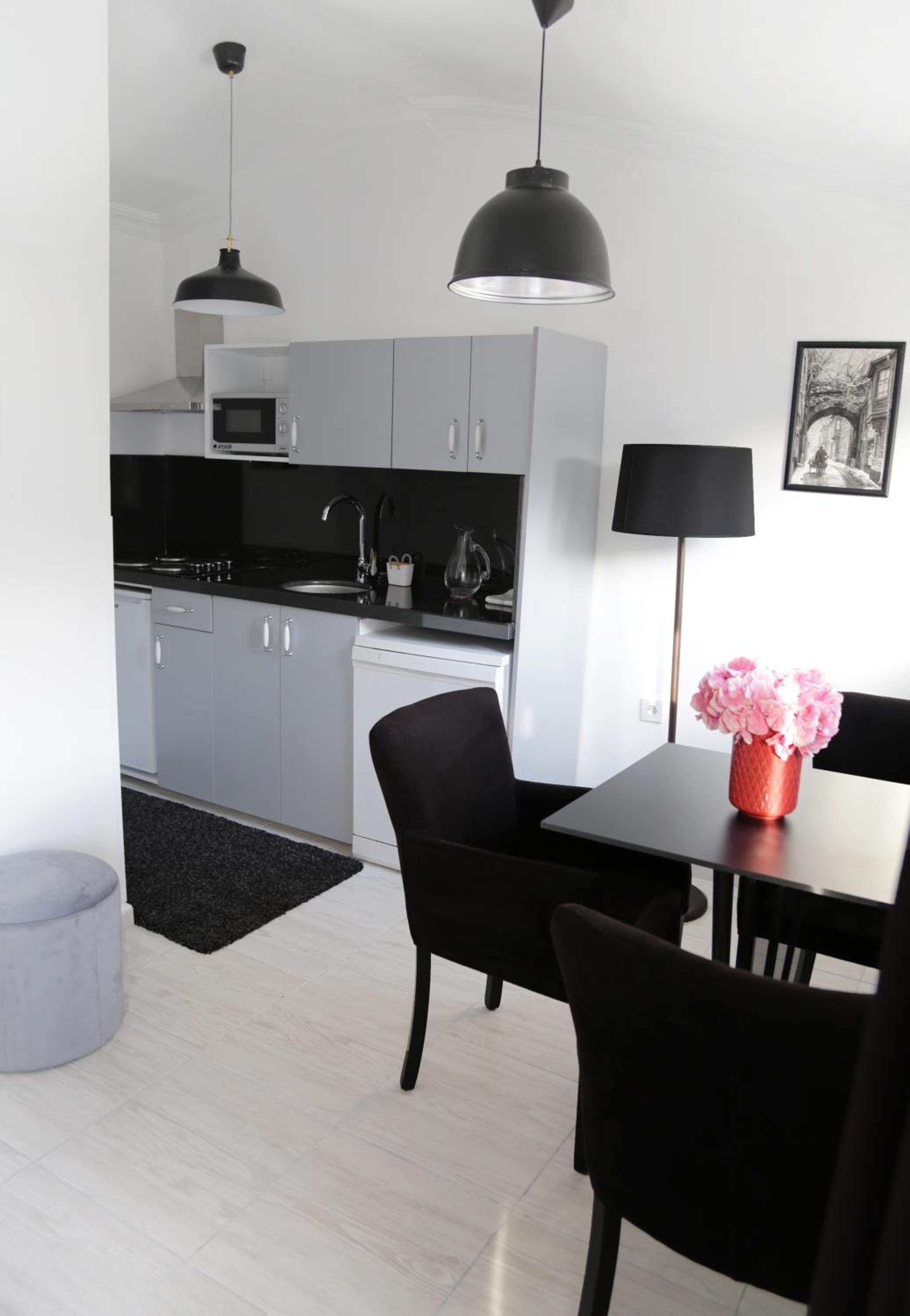 Bayer Hotel - Image 40