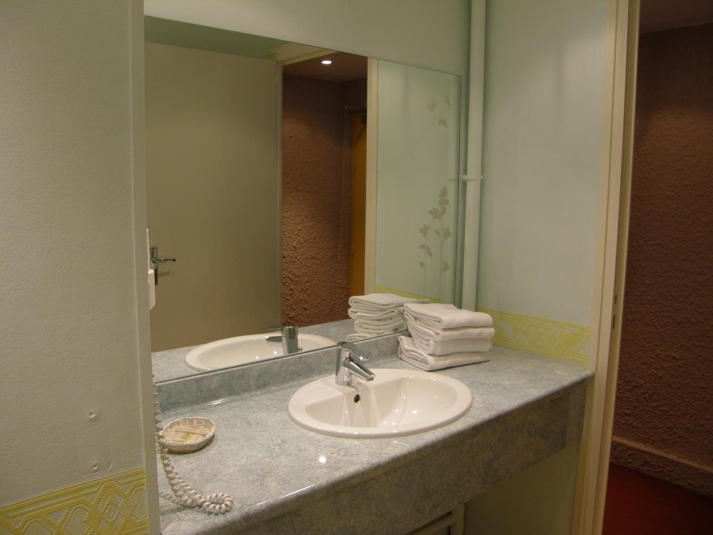Logis Hotel L'ange Couronne, photo 20
