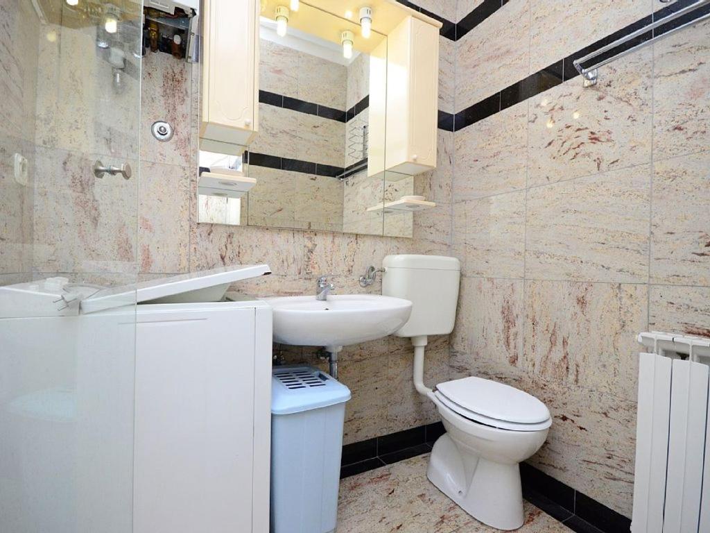 Apartment Blazenka 1154 view 4