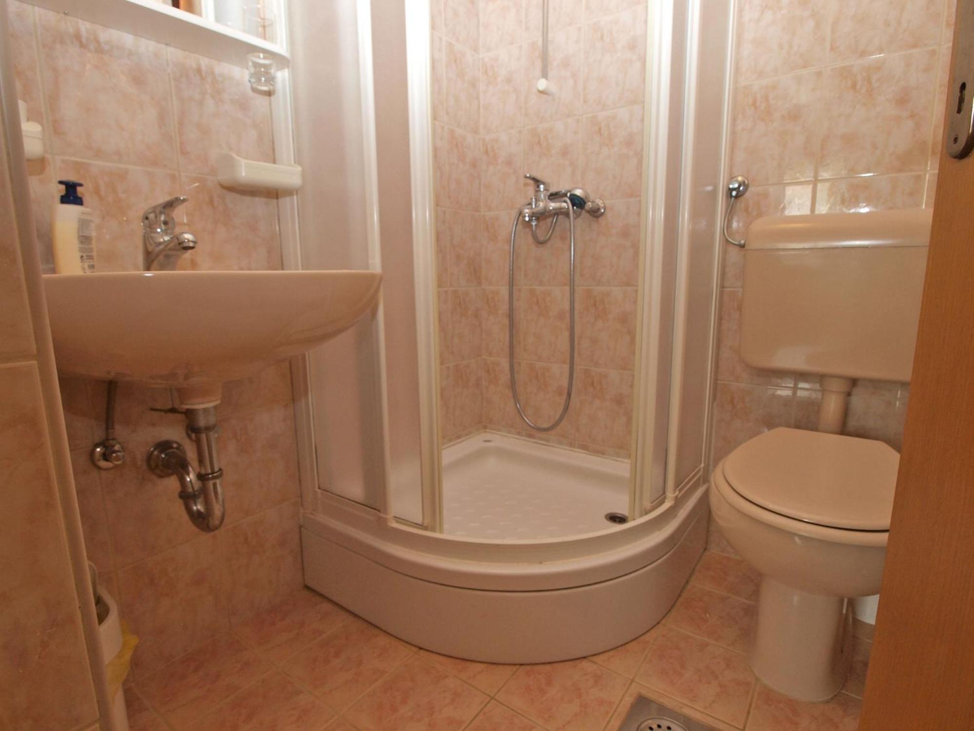 Photo 44