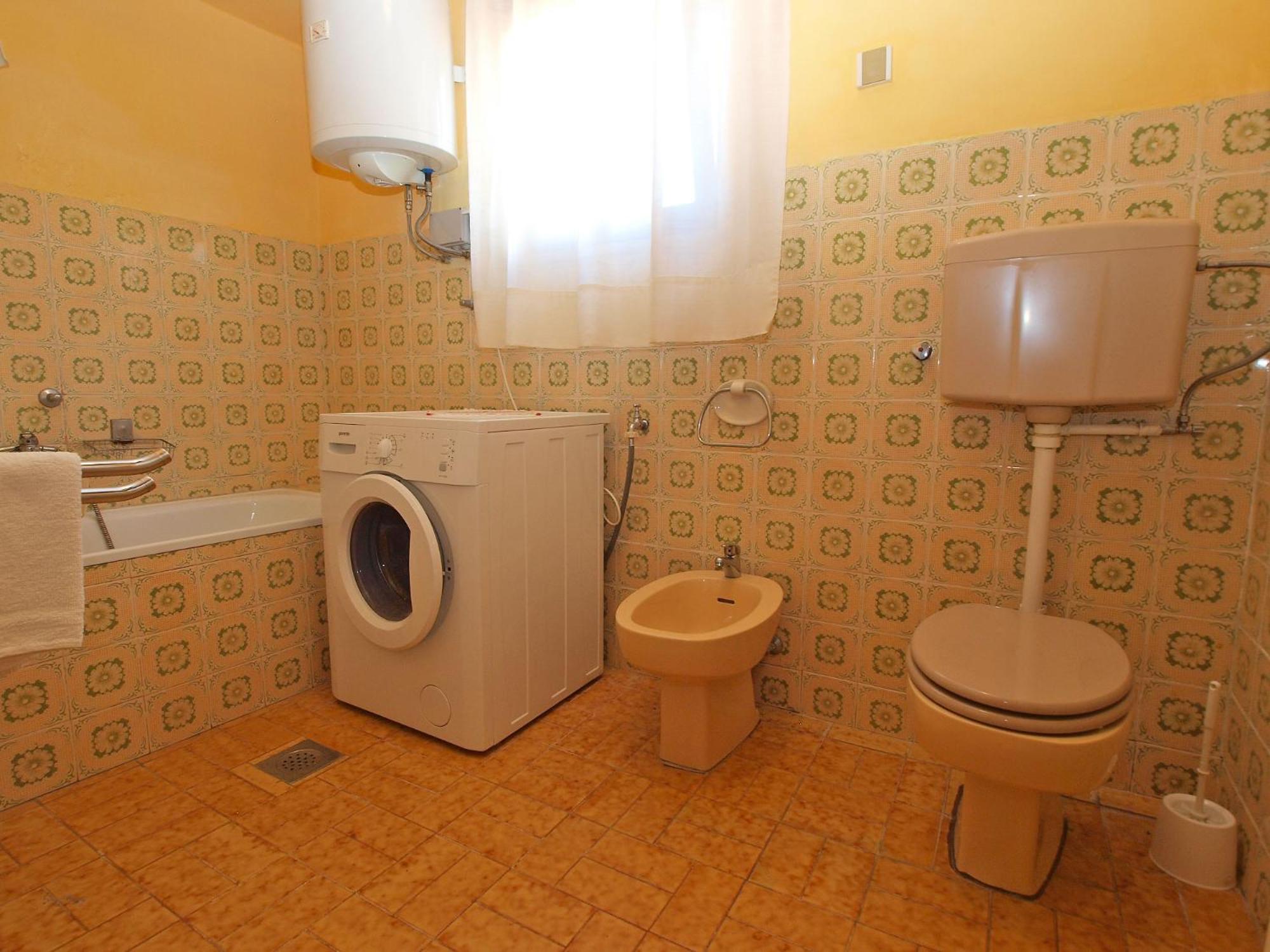 Photo 28
