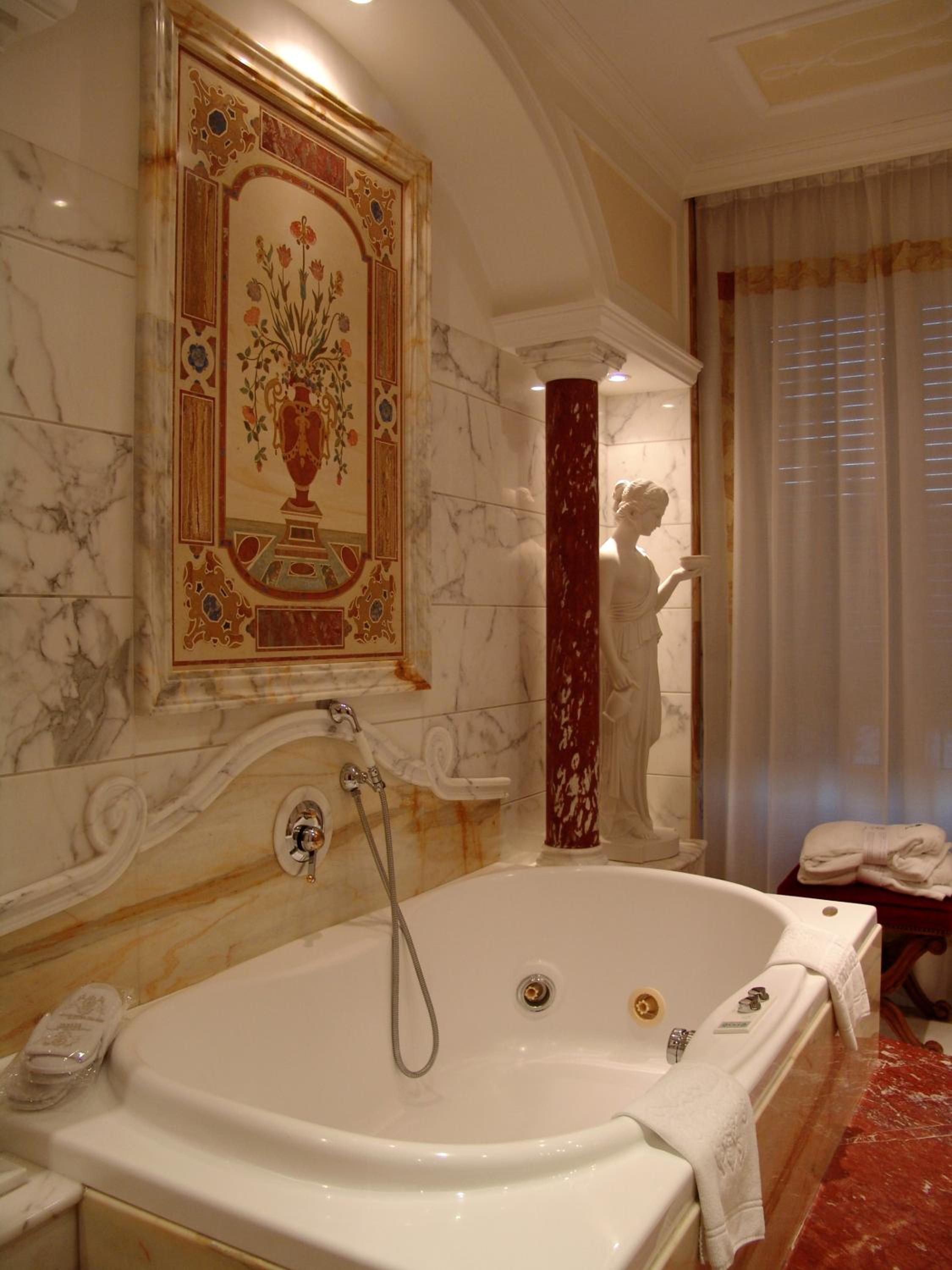 Stresa Vacations - Grand Hotel des Iles Borromees  SPA - Property Image 24