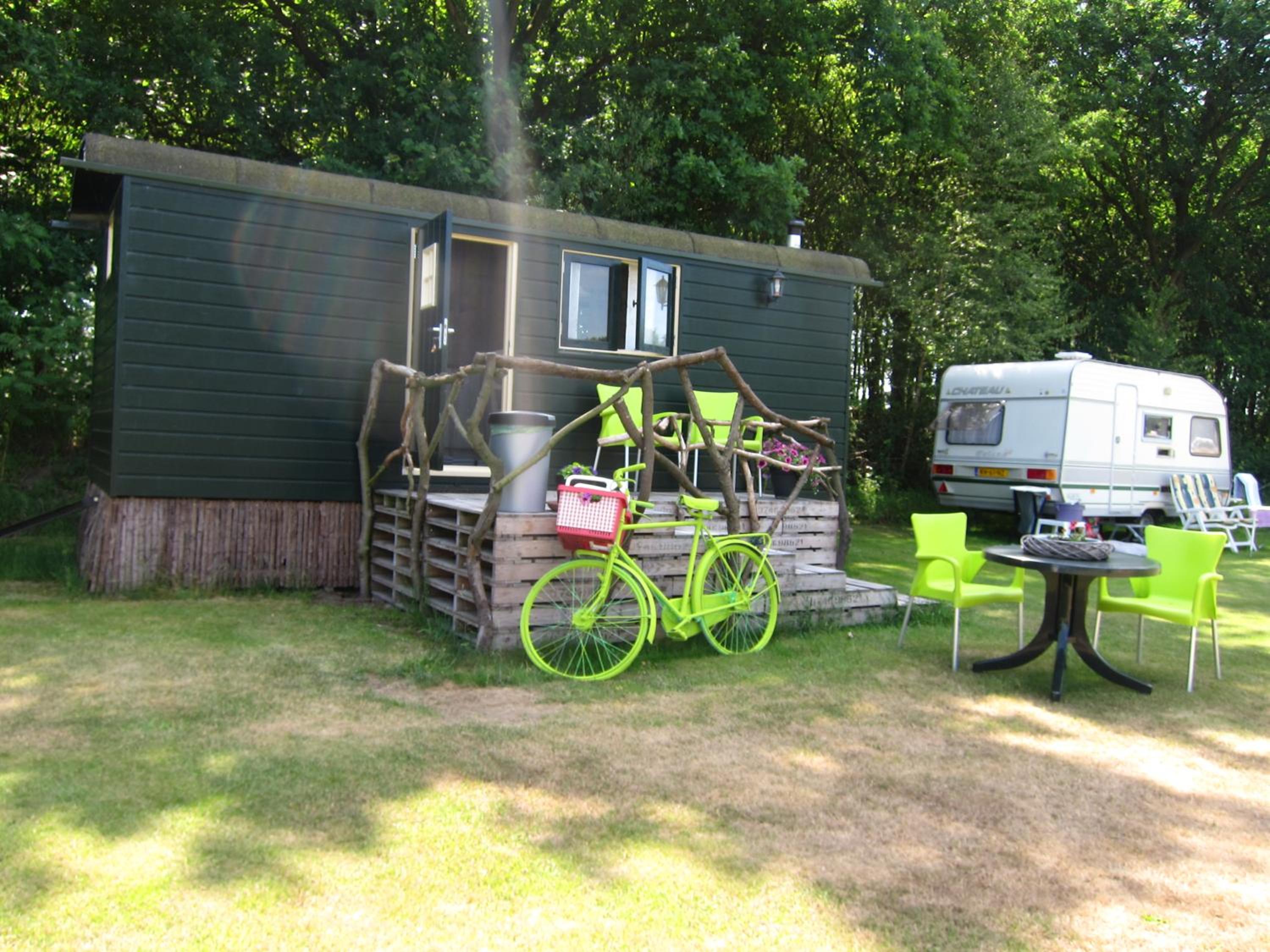 Pipowagen Minicamping De Linde view 3