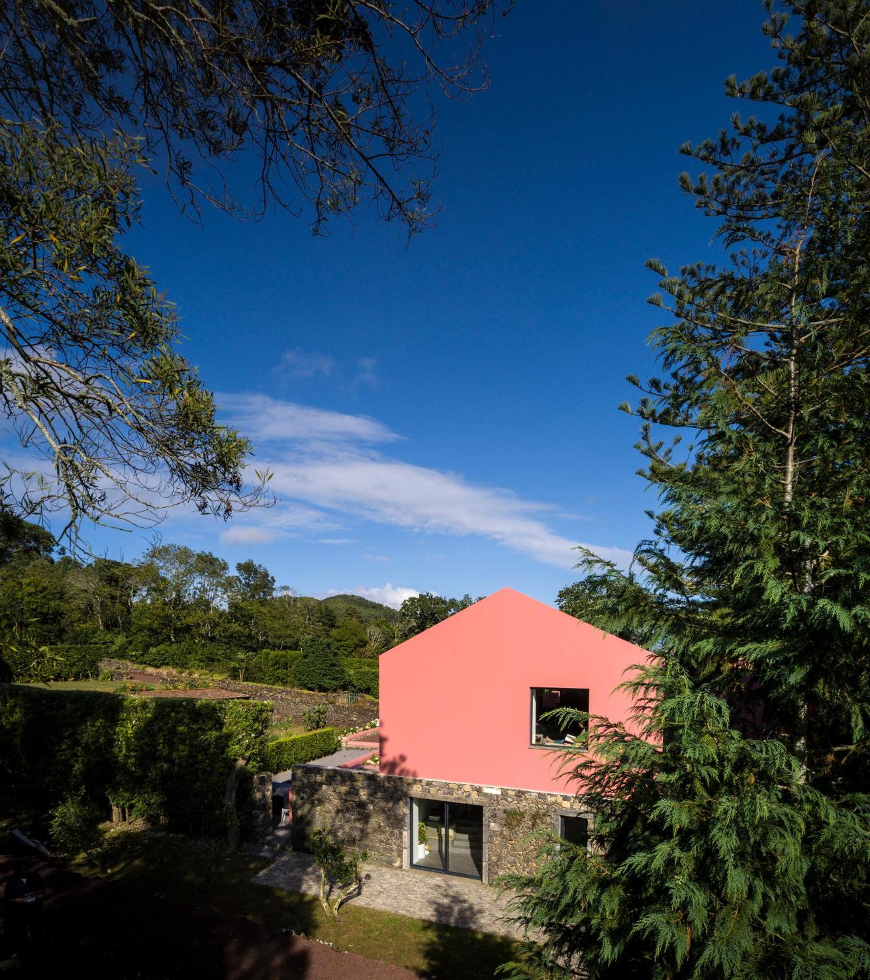 Pelago Houses view 3