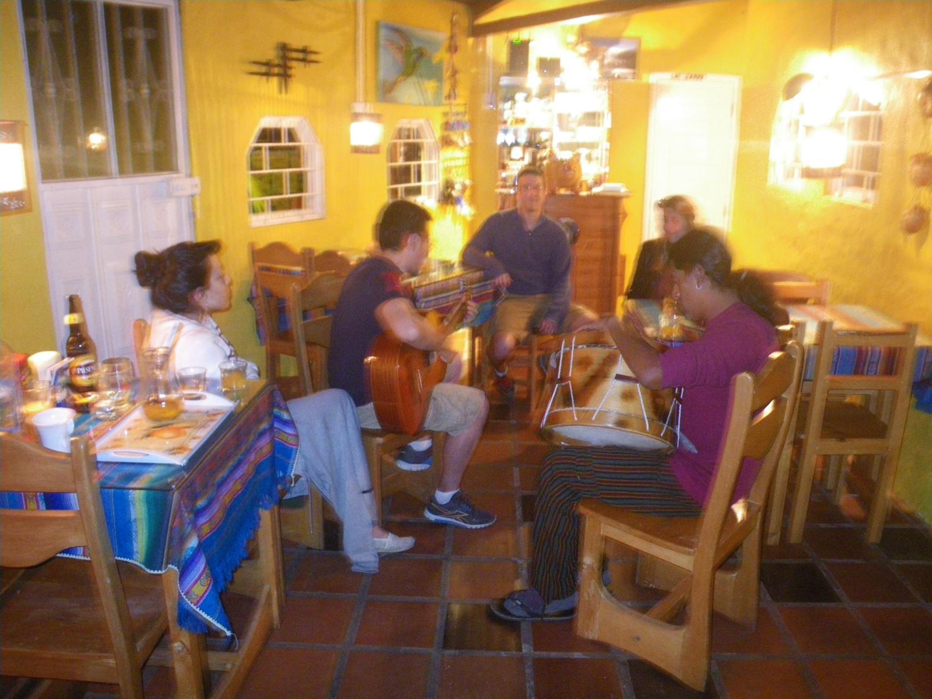 La Casa Amarilla