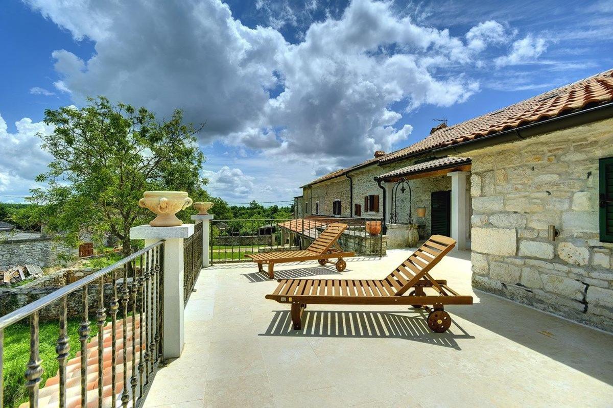 Villa Lucy view 2