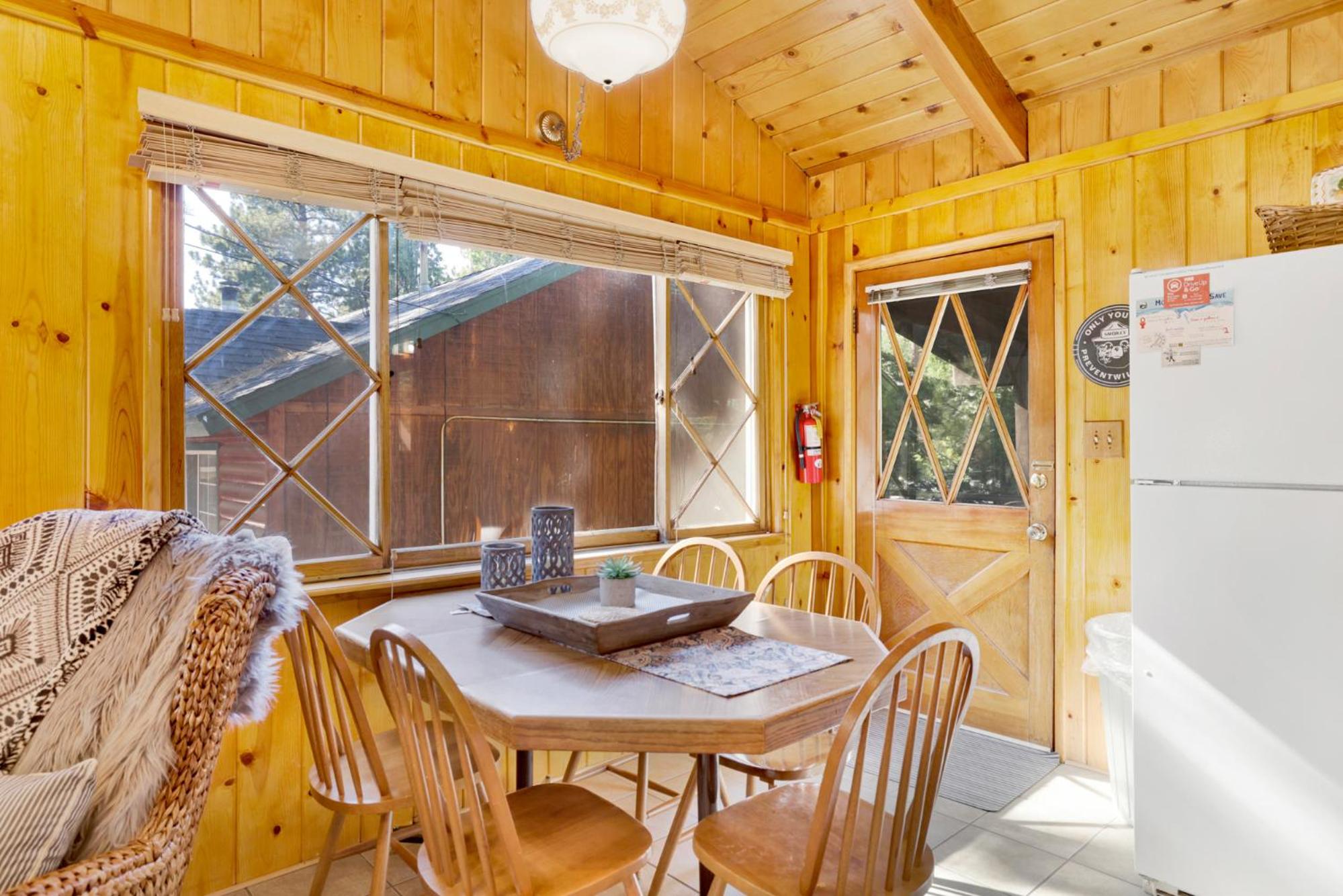 Sunny bear cabin #1970