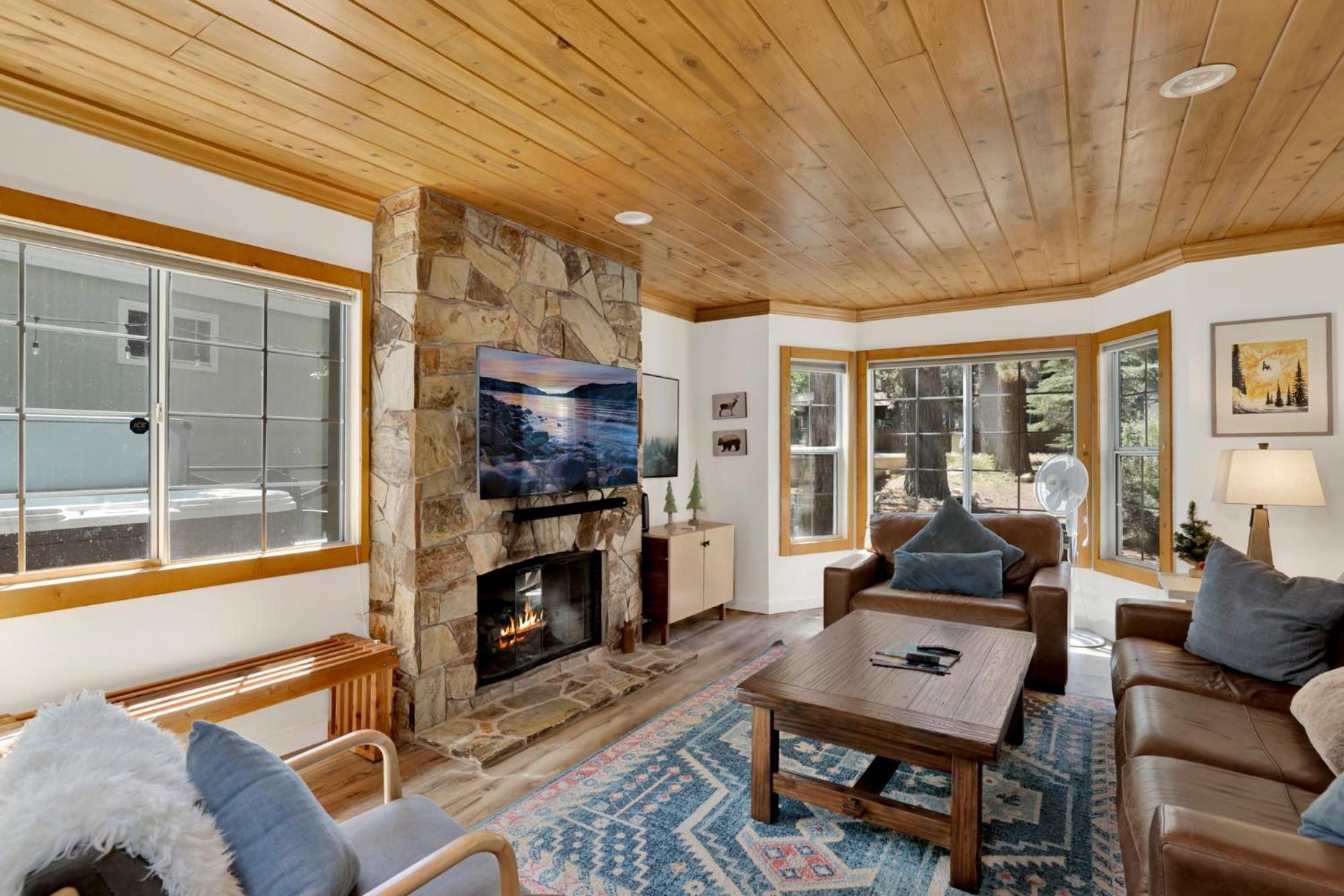 Green canoe cabin #2293
