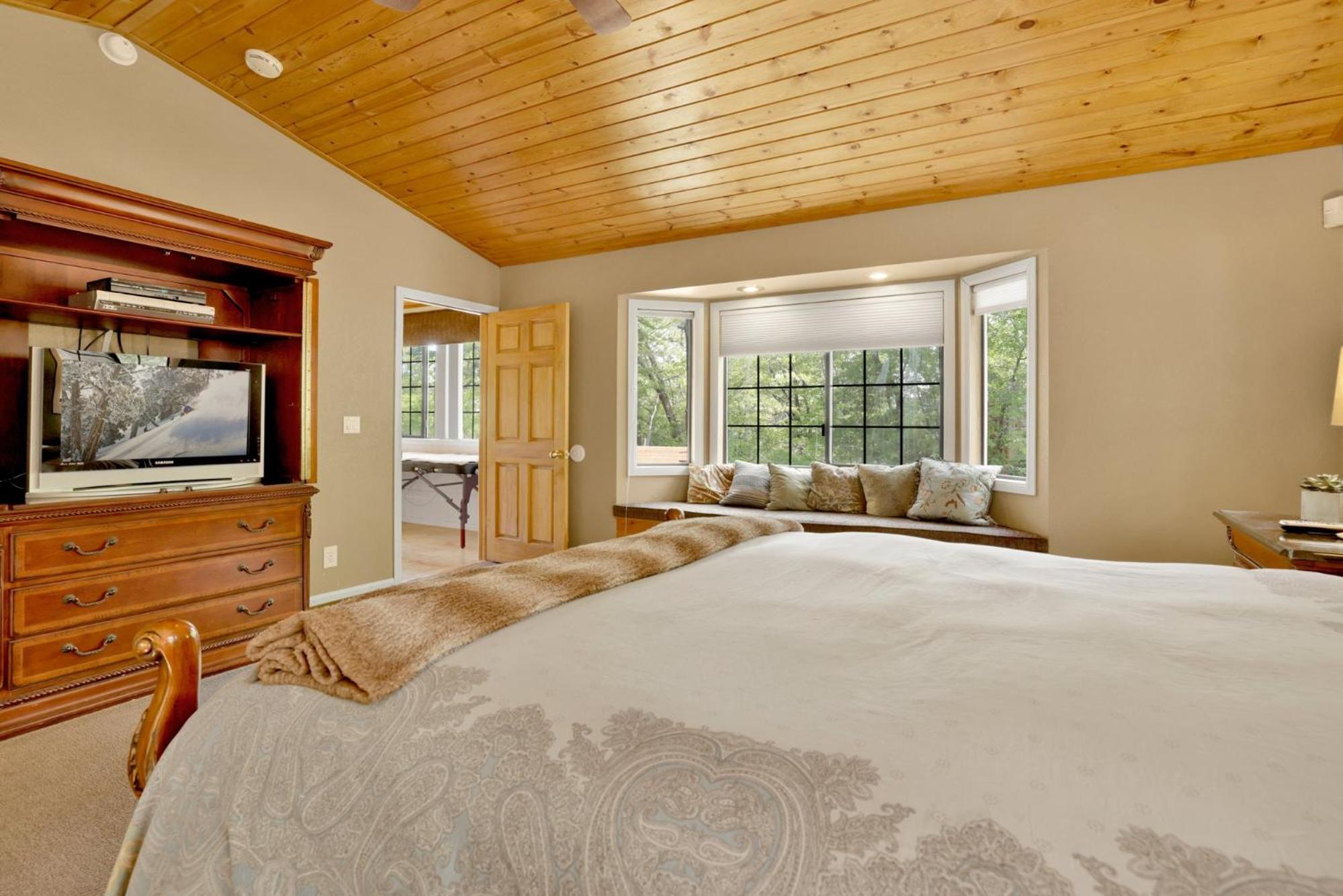 Knickerbocker retreat #2321