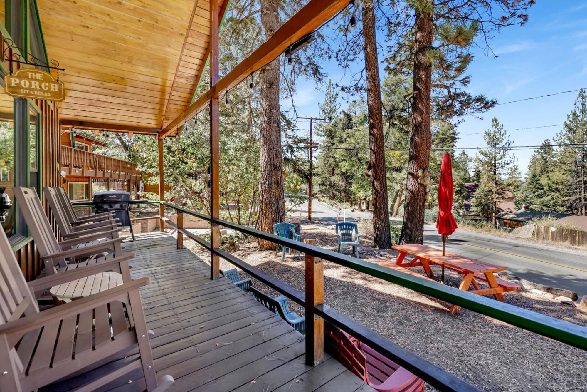 Bear cub cabin #2069