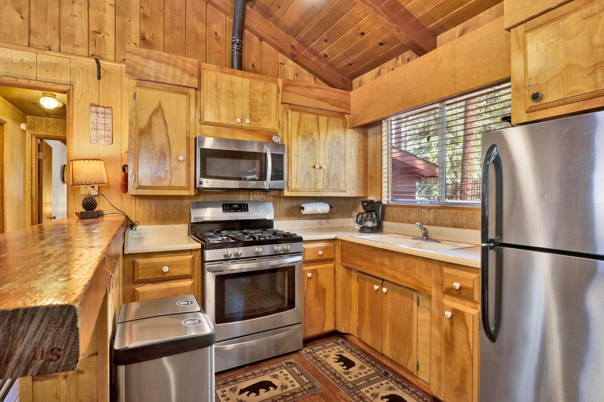 Pine cone cottage #2191