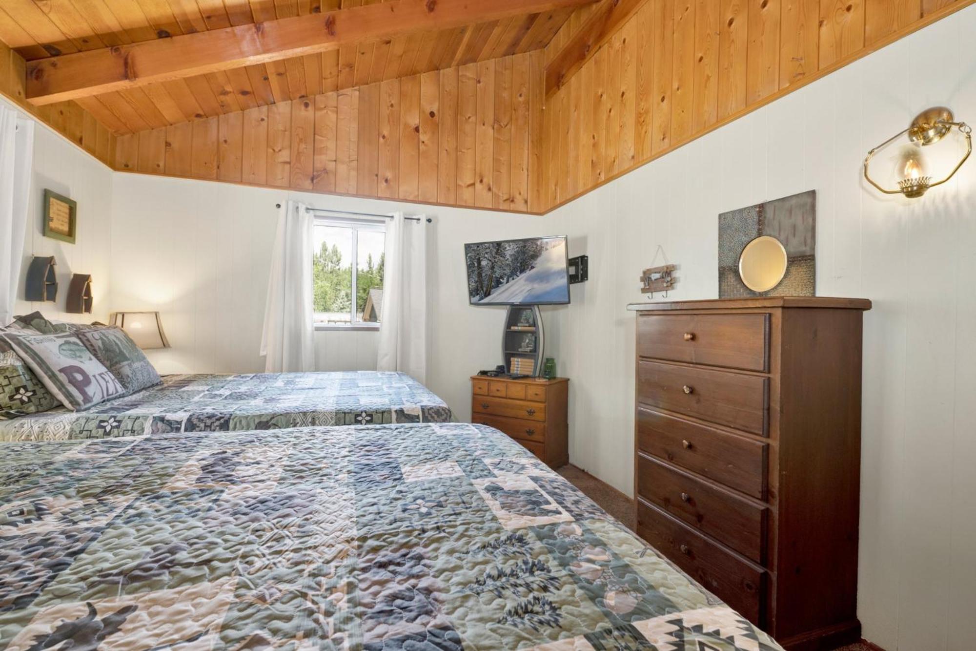 Pine cone cottage #2191