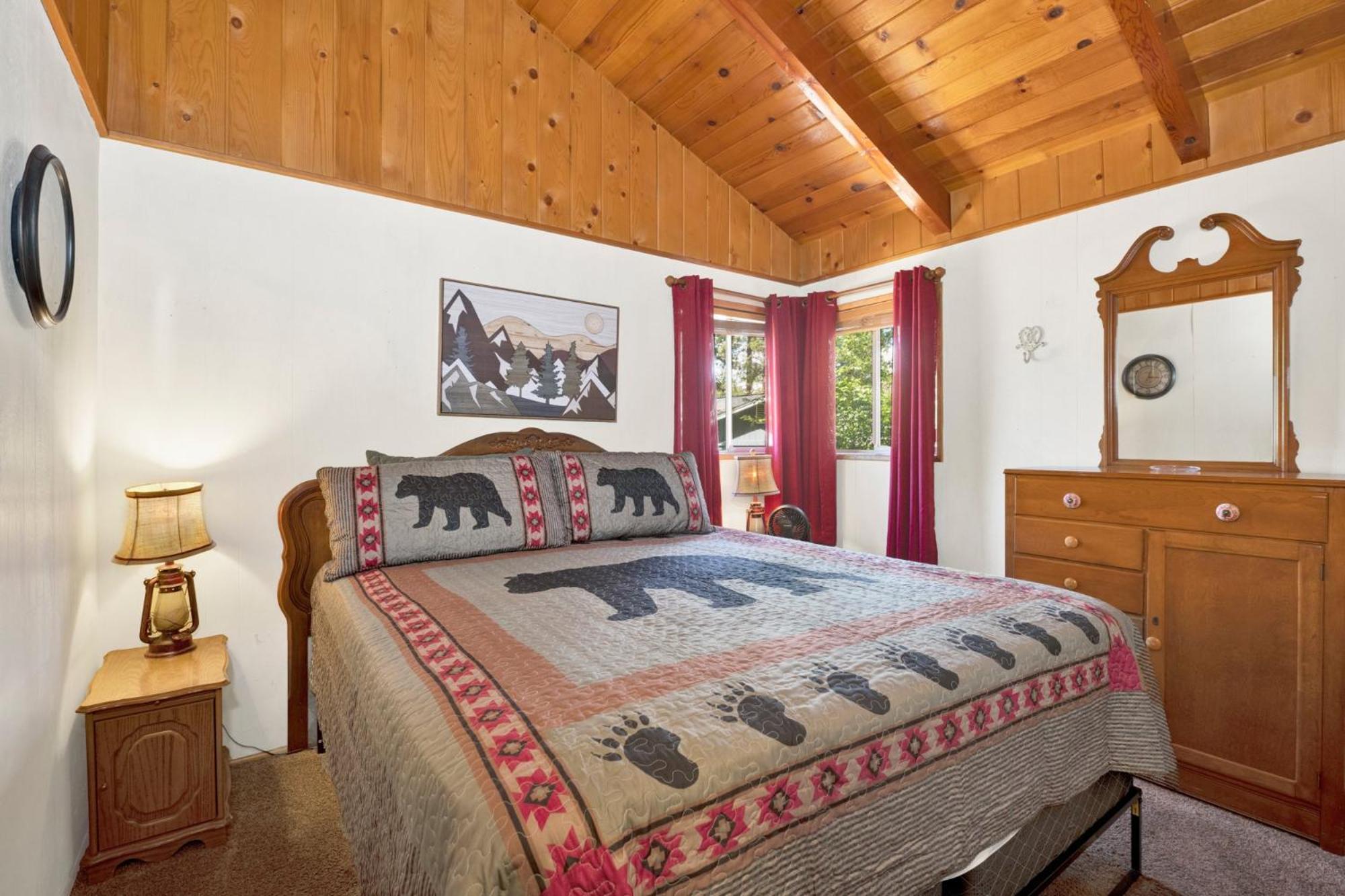 Pine cone cottage #2191