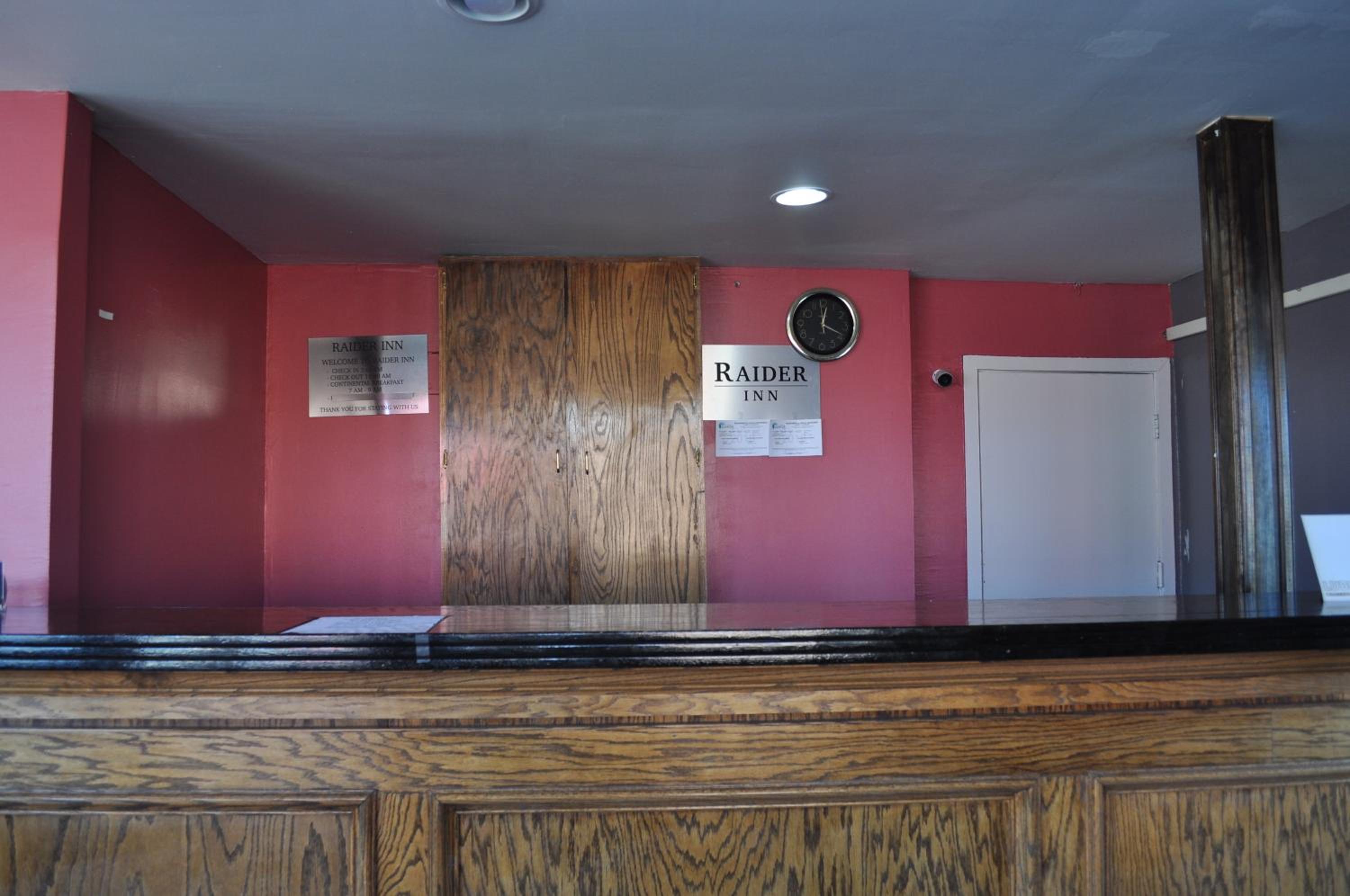 Raider Inn