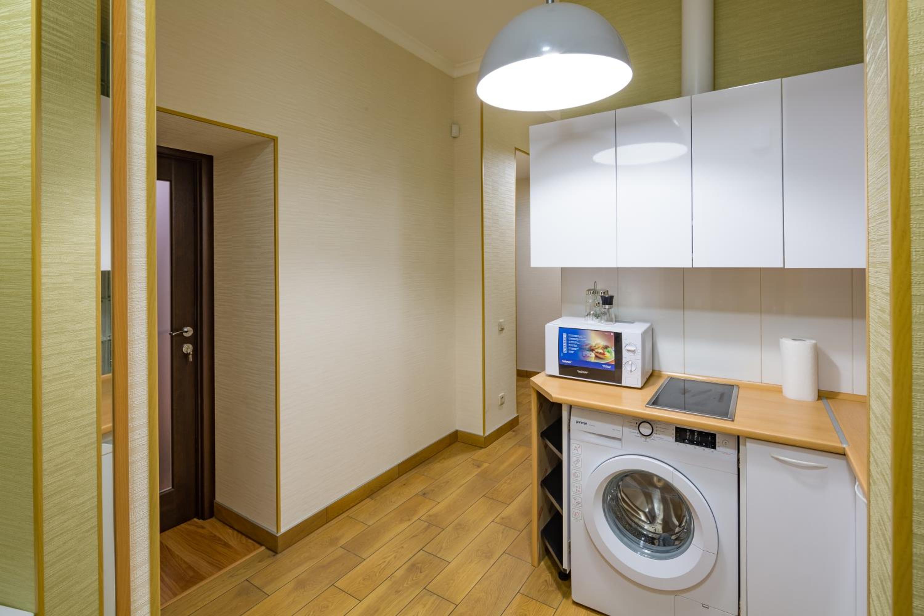 Apartment on Svobody Avenue 25 view 2
