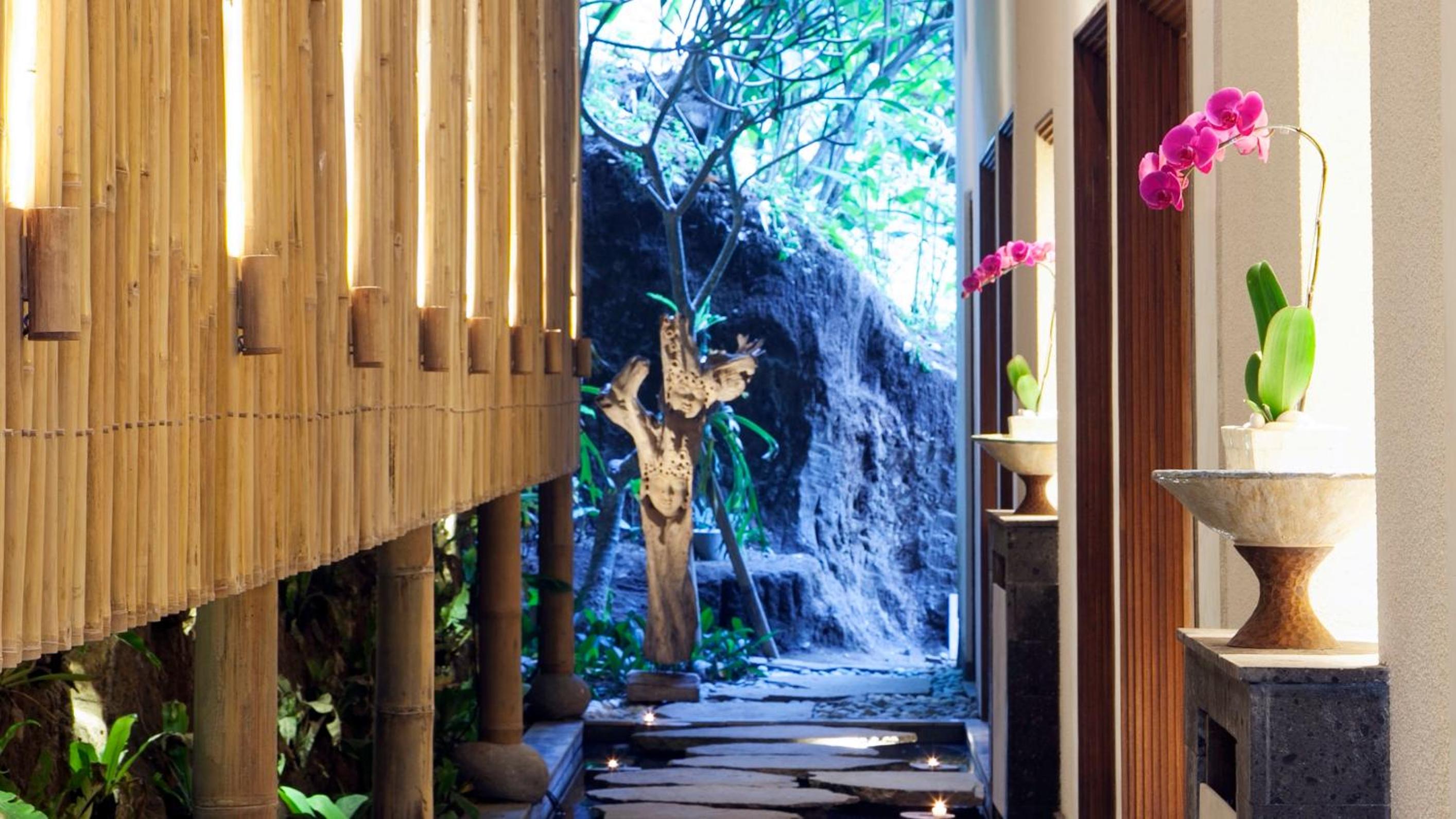 Tejaprana Resort & Spa