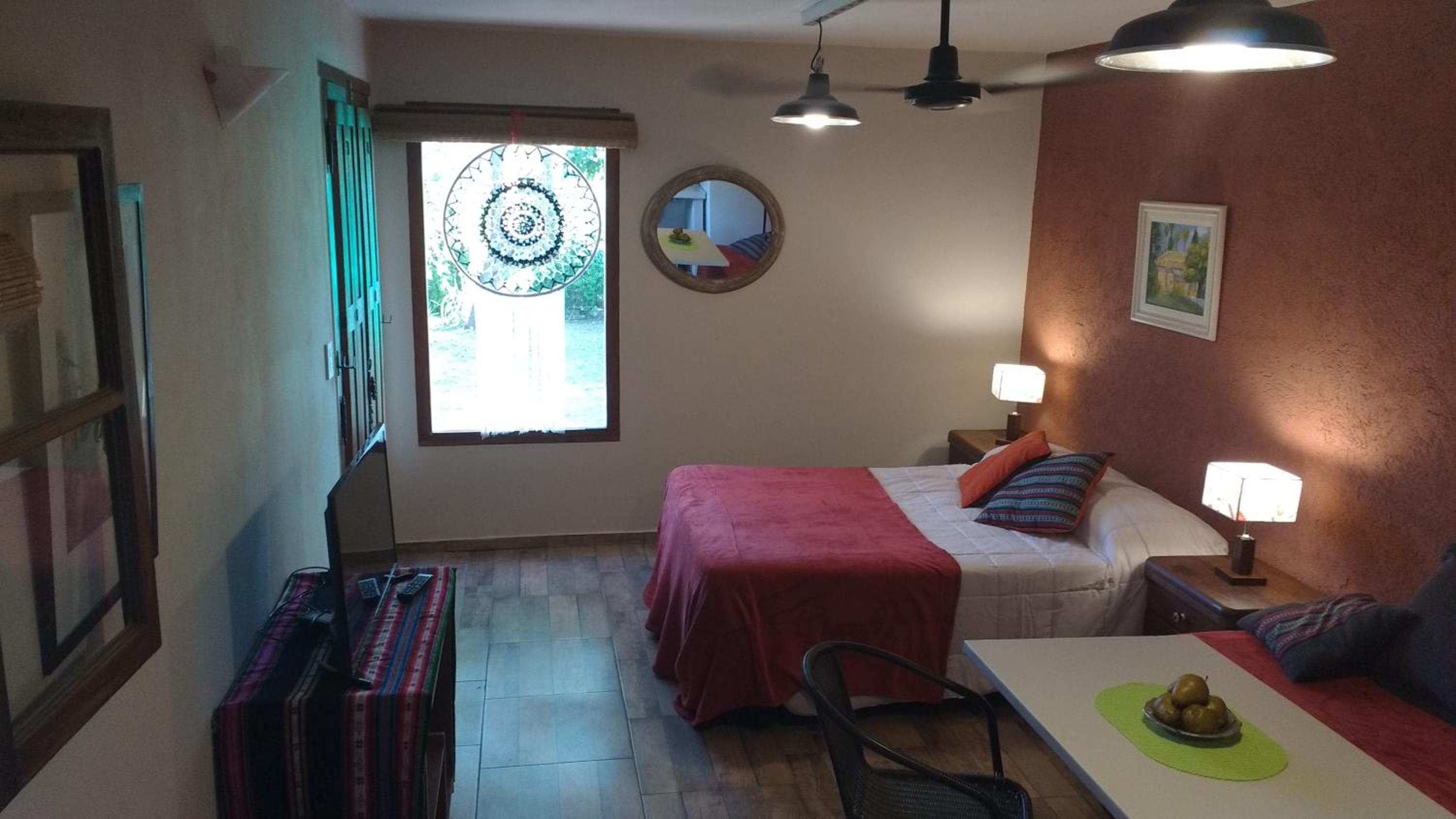 Qui Home