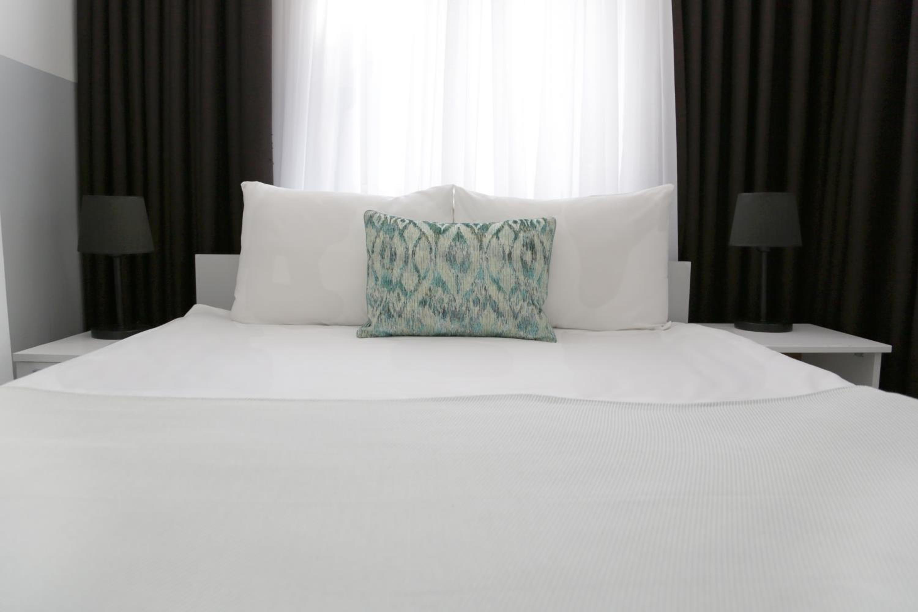 Bayer Hotel - Image 9