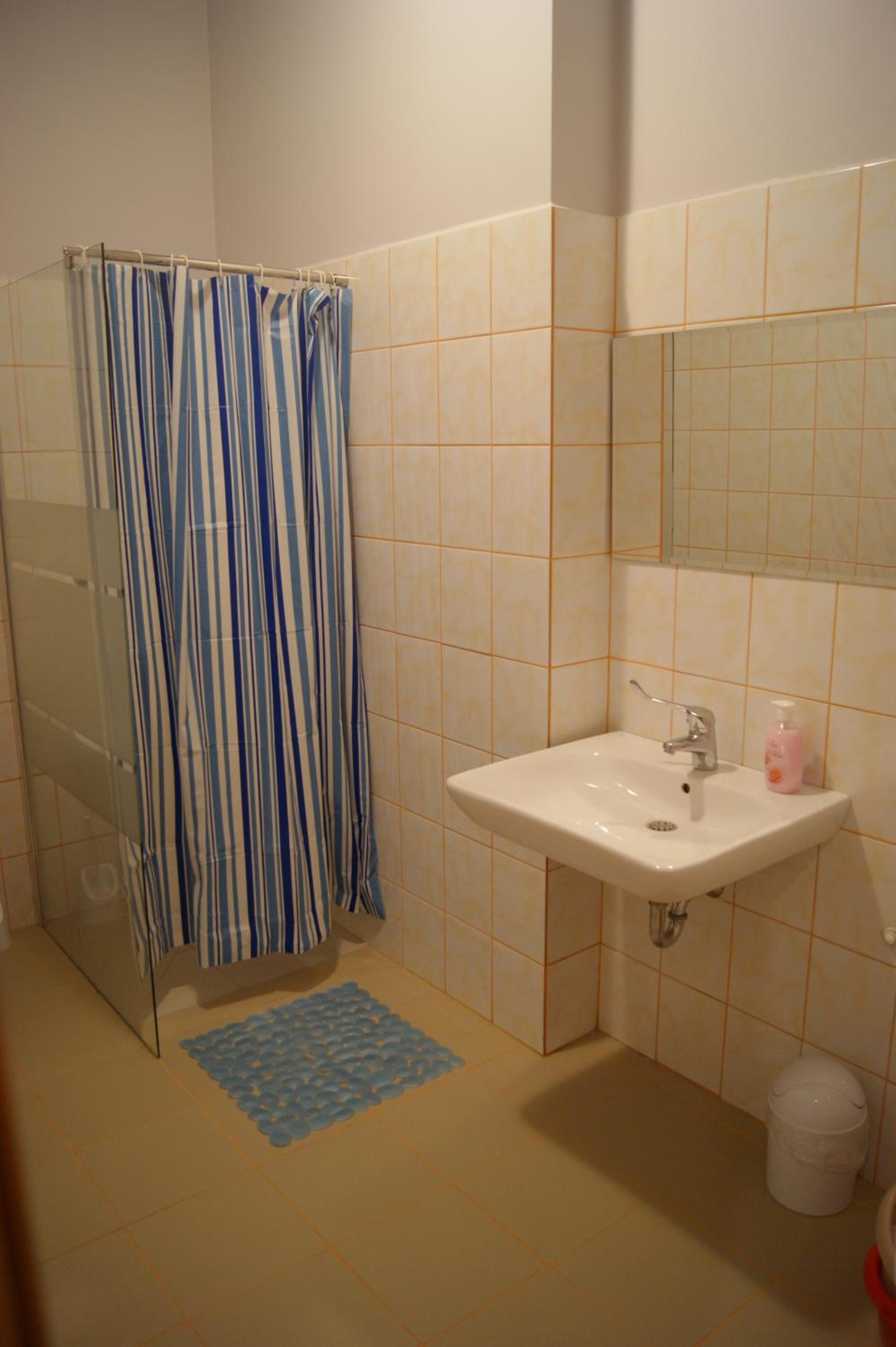 Photo 45