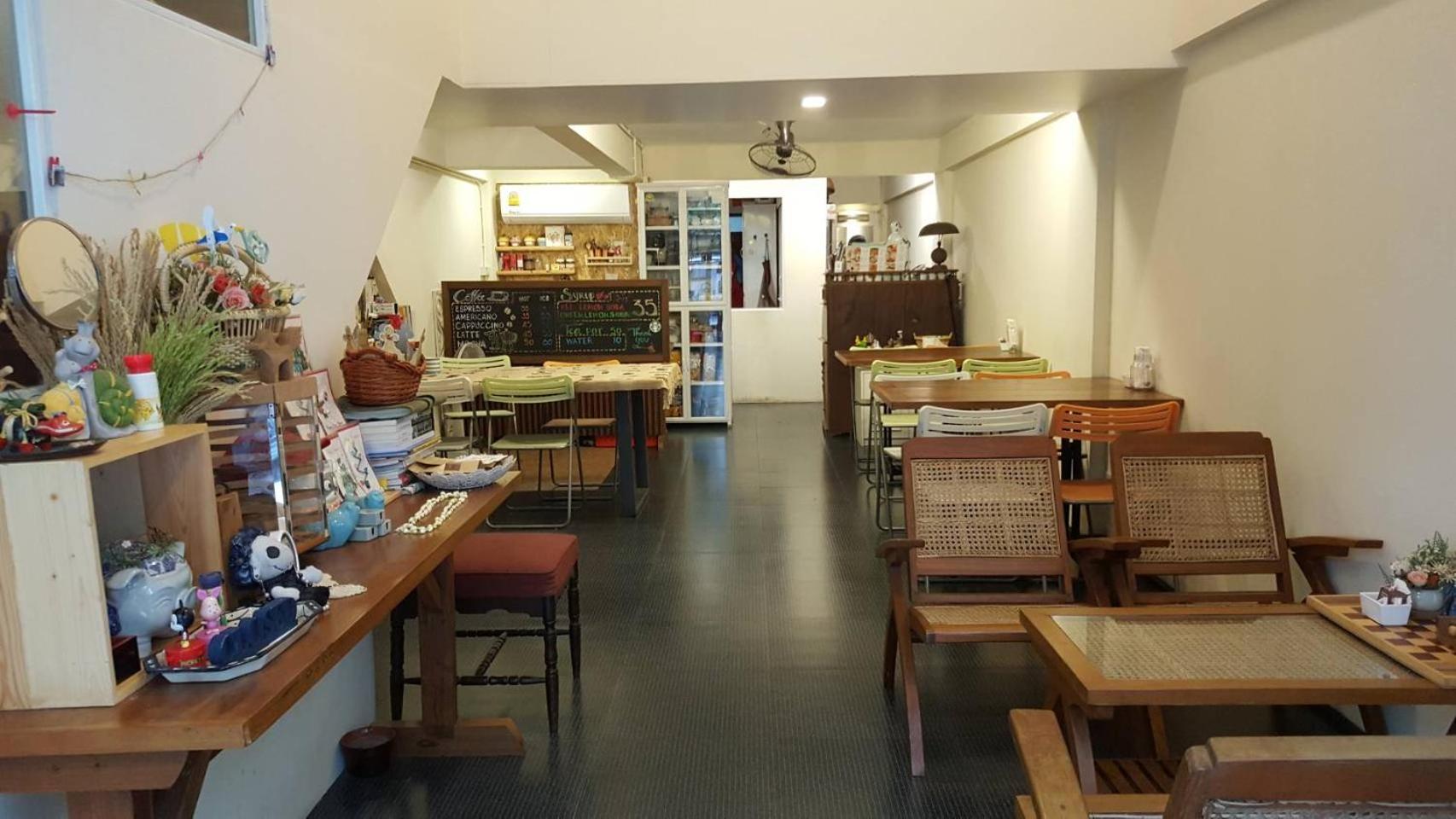 The Commonroom CNX