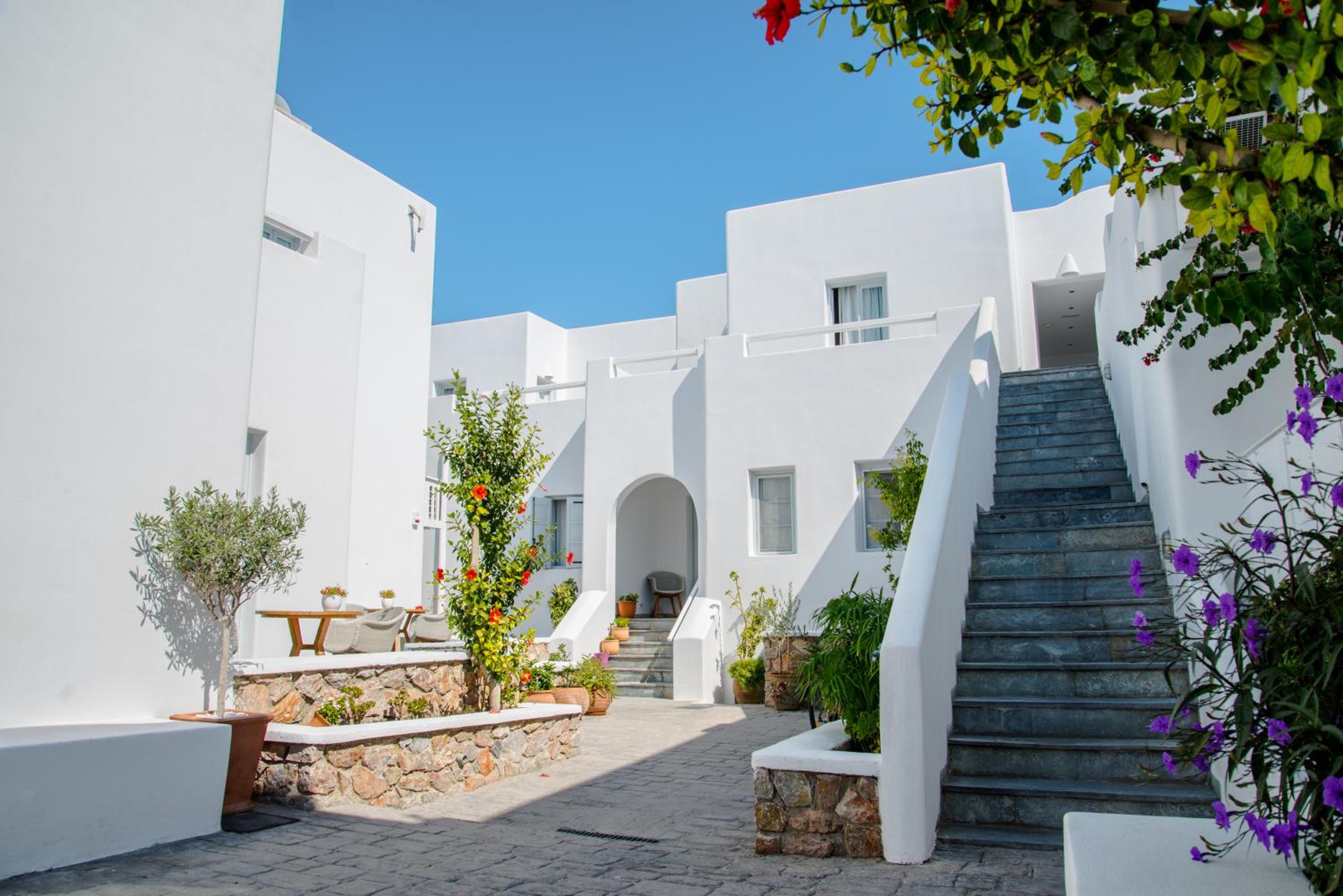 Hotel Makris Beach Hotel - Image 1