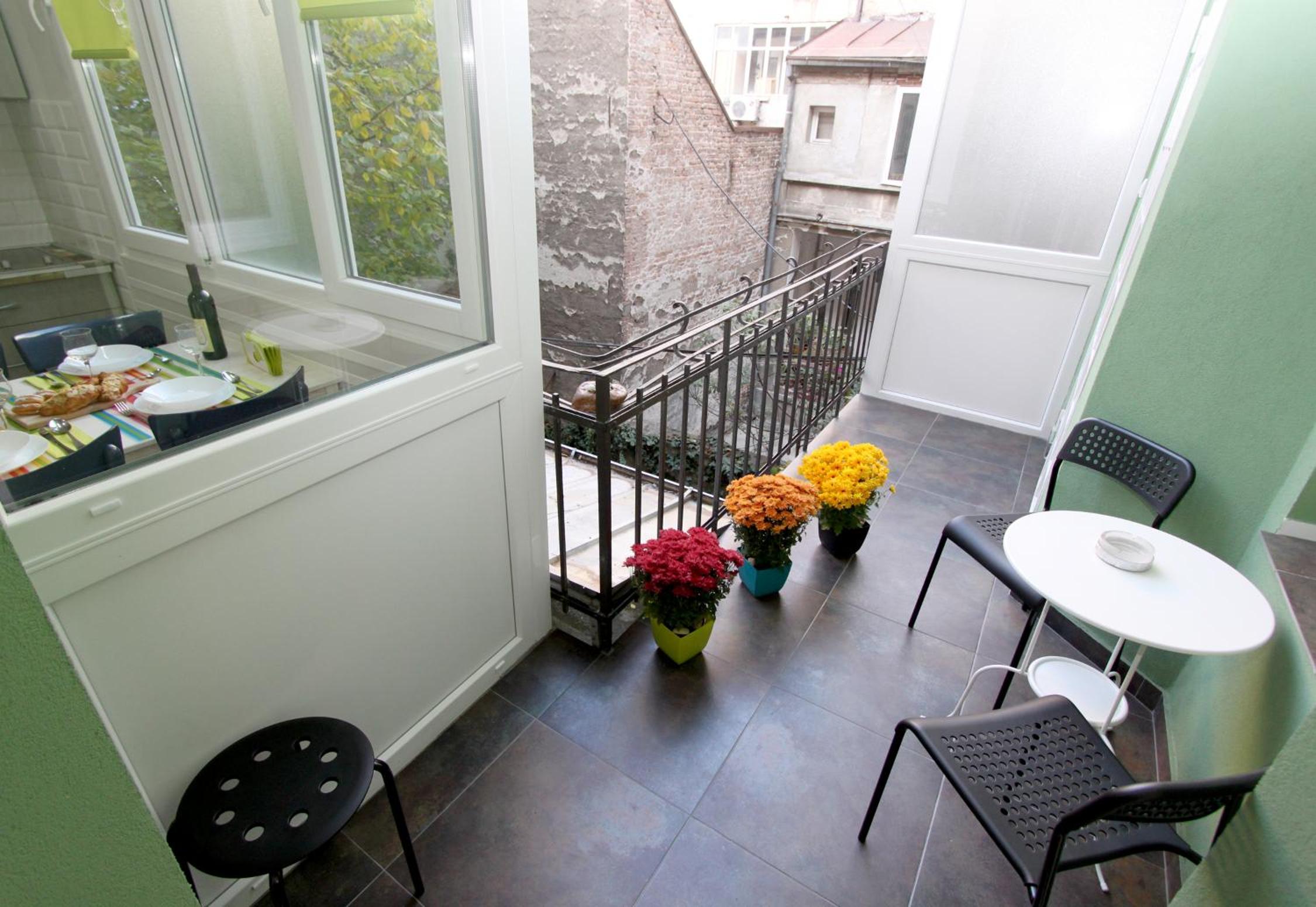 balance & terrace
