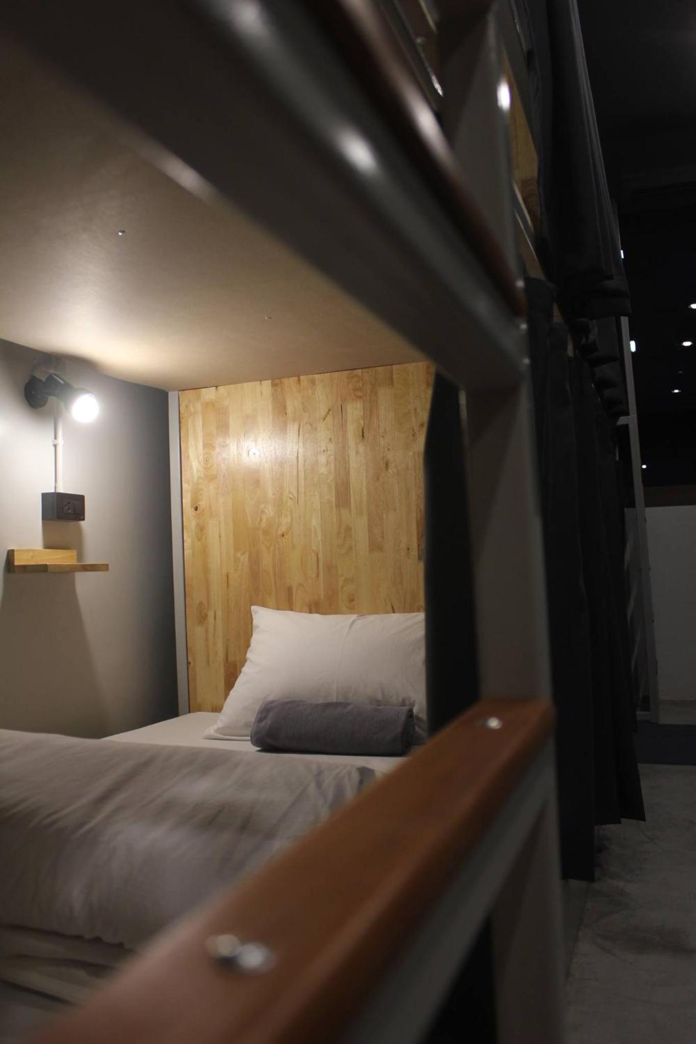 Ekanek Hostel