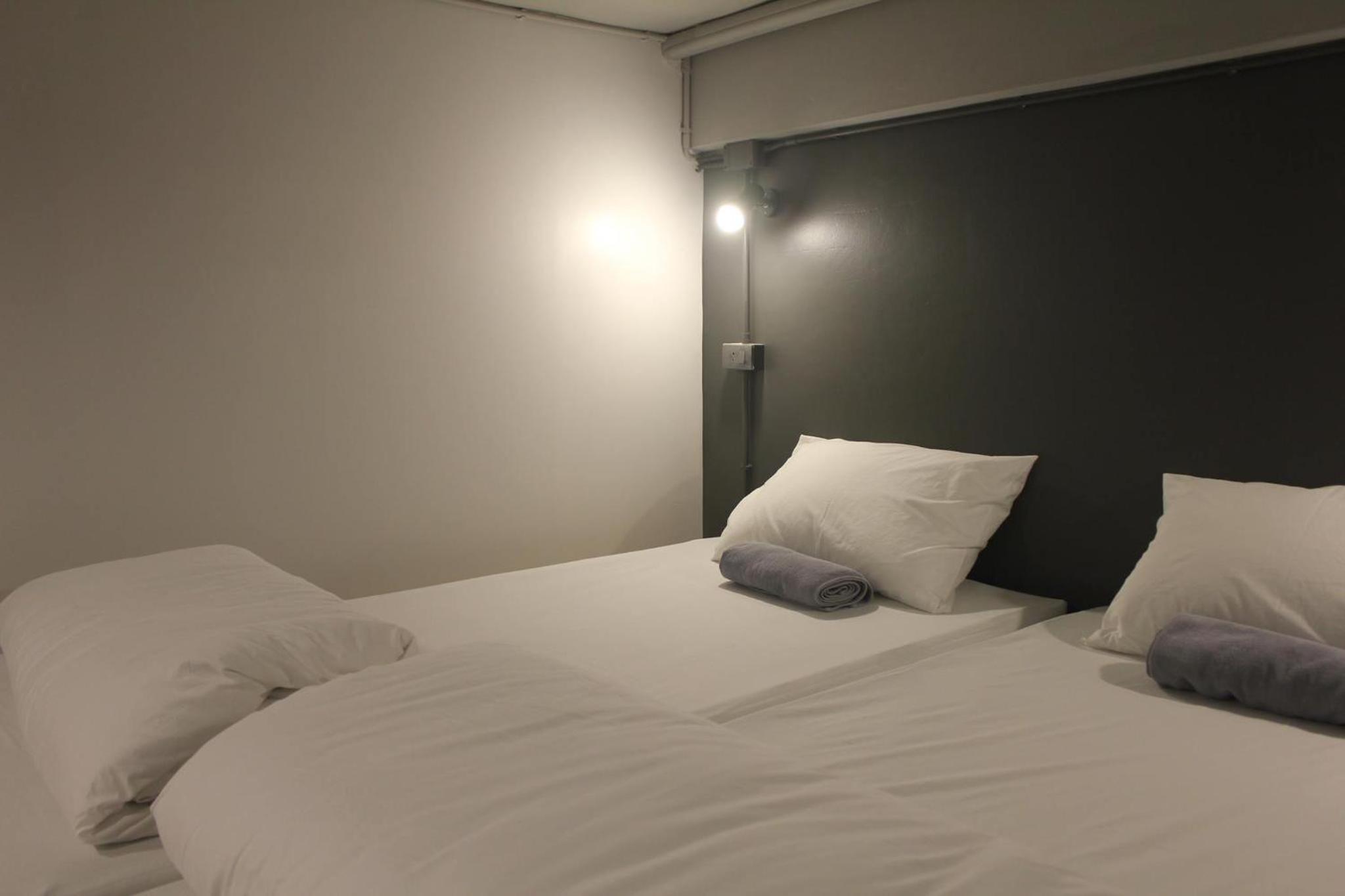 Ekanek Hostel
