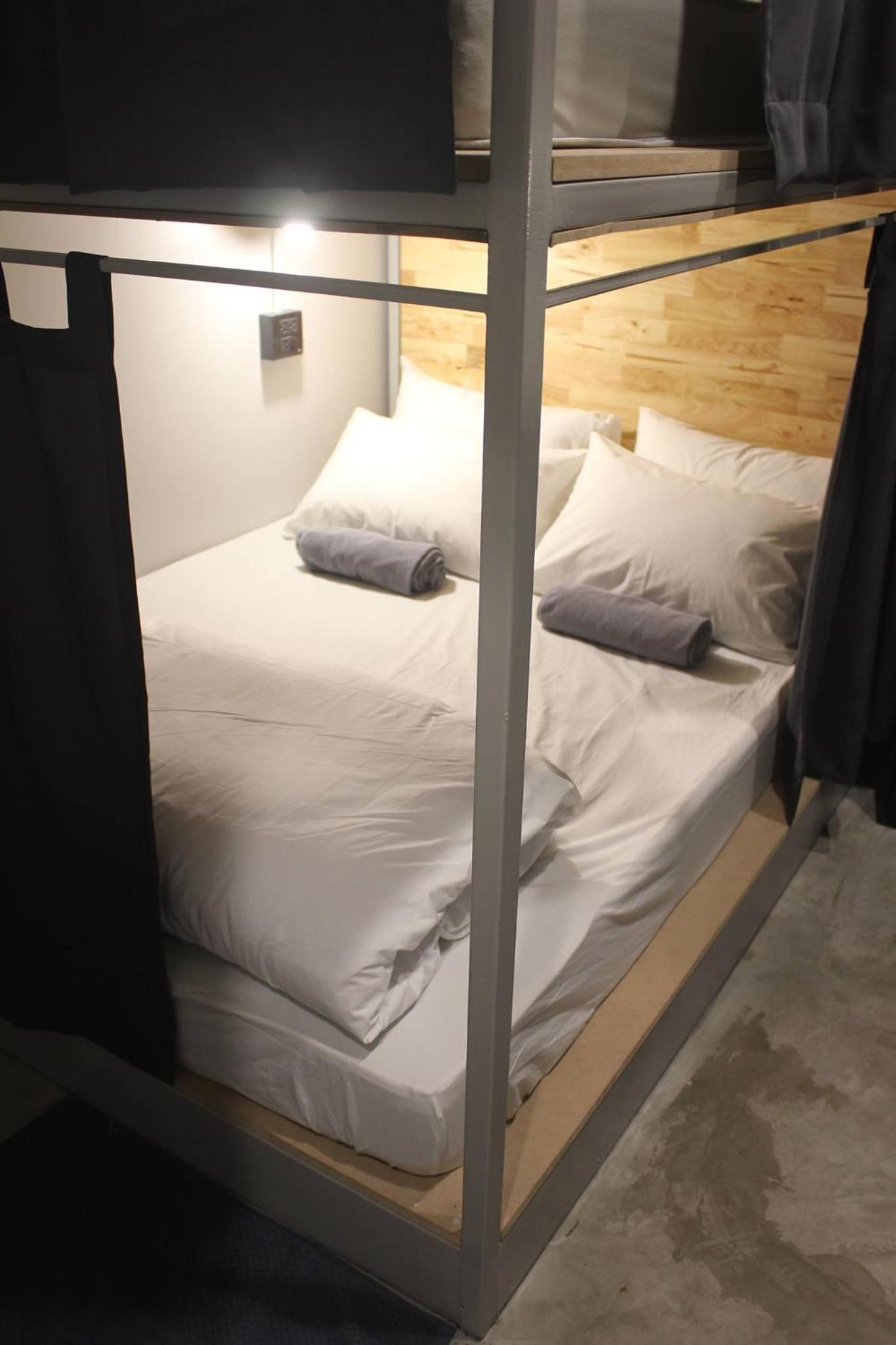 Ekanek Hostel